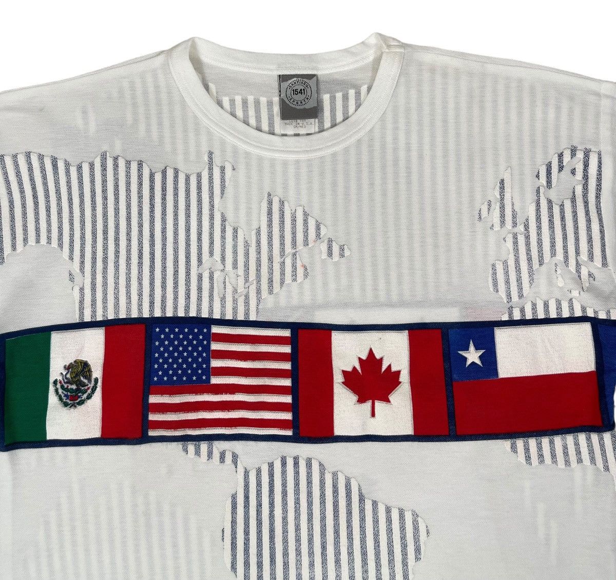 Vintage 90s VINTAGE FLAGS Tee Size US L / EU 52-54 / 3 - 7 Thumbnail