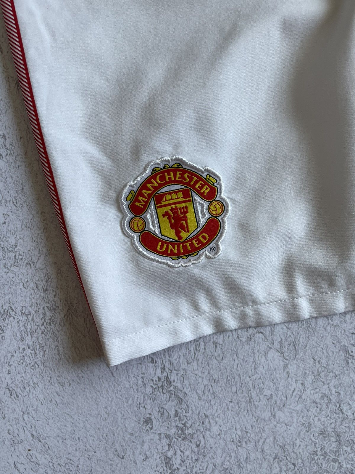 Adidas Adidas Manchester United 2011/2012 Soccer Shorts Jersey M Size US 34 / EU 50 - 2 Thumbnail