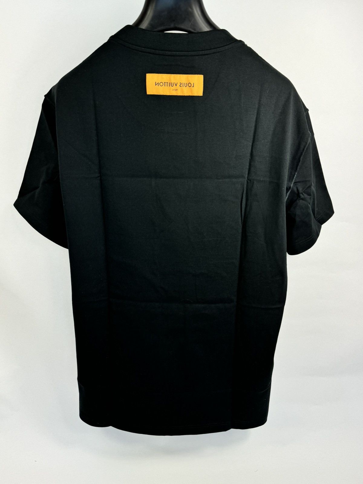 Louis Vuitton LOUIS VUITTON 1A9T6X SS22 PRINTED VIRGIL ABLOH BLACK T-SHIRT Size US XXL / EU 58 / 5 - 2 Thumbnail