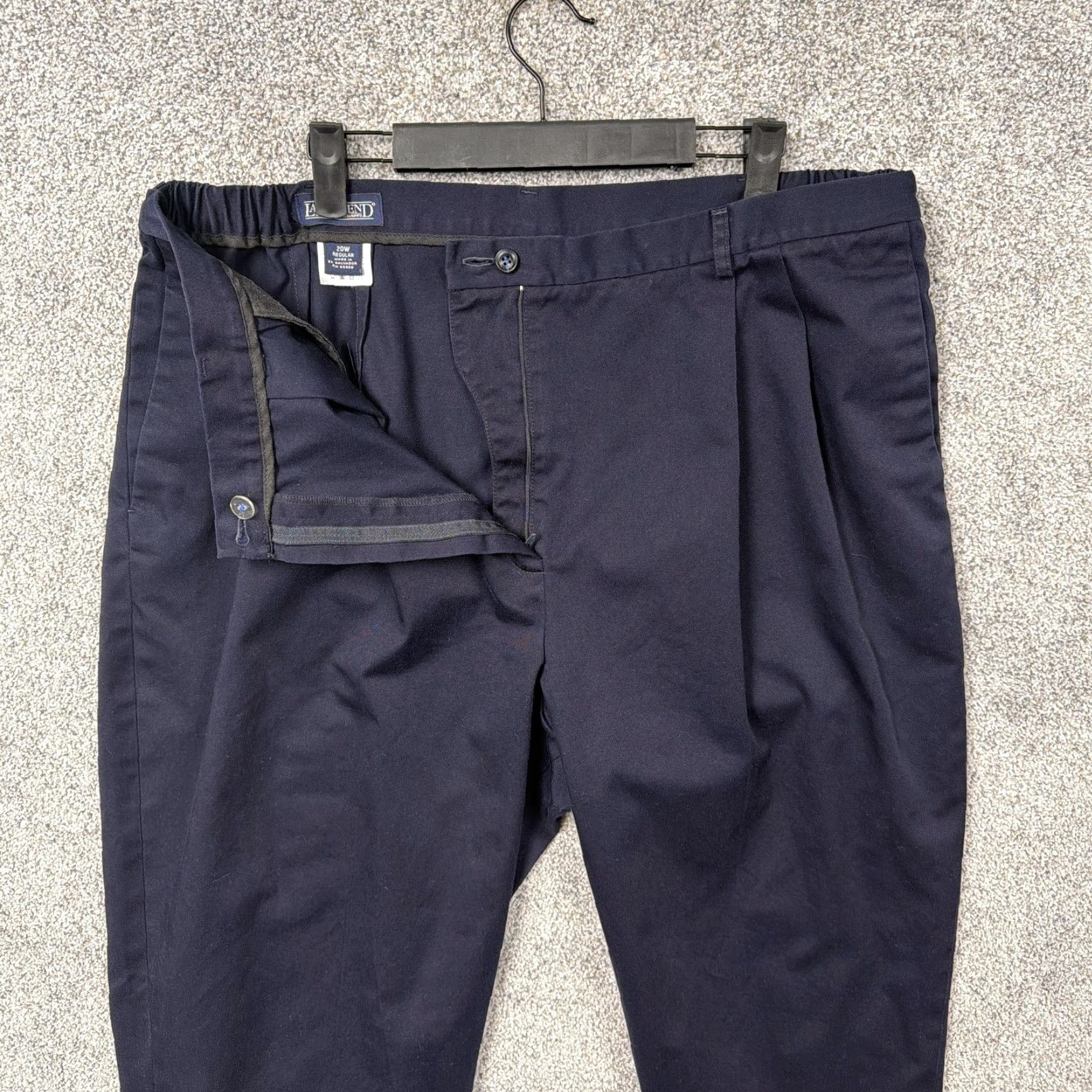 Lands' End VINTAGE Lands' End Chino Pants Womens 20W Plus Navy Blue Pleated Tapered Hips Back Elastic 90s Casual Business Size 42" / US 20 - 7 Thumbnail
