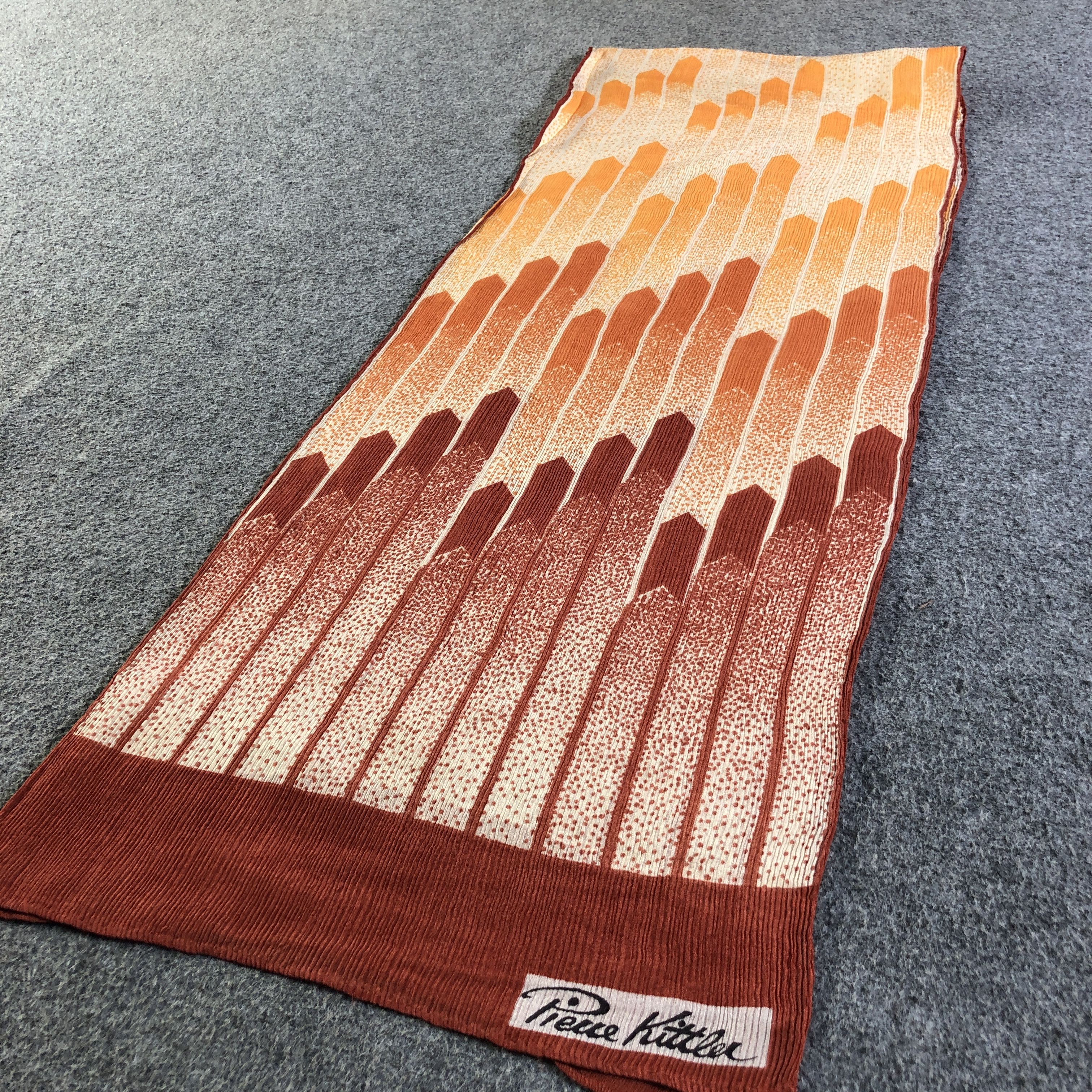 Japanese Brand Pierre Kittler Hand Rolled Abstract Stole Silk Scarf M1011 Size ONE SIZE - 3 Thumbnail