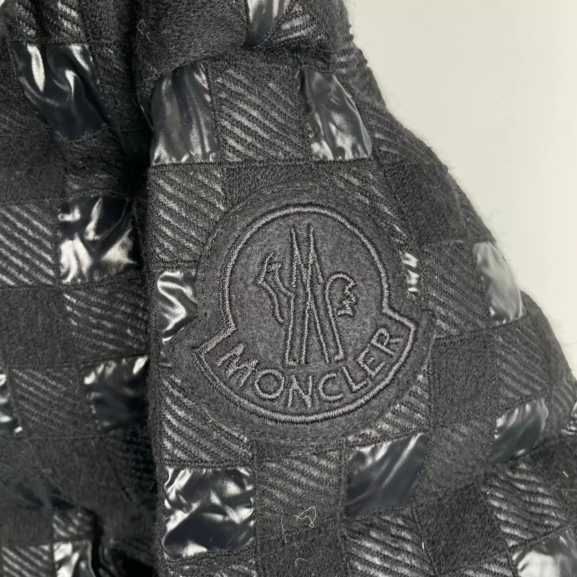 Moncler Moncler Hooded Check Down Jacket Black Size XS / US 0-2 / IT 36-38 - 3 Thumbnail