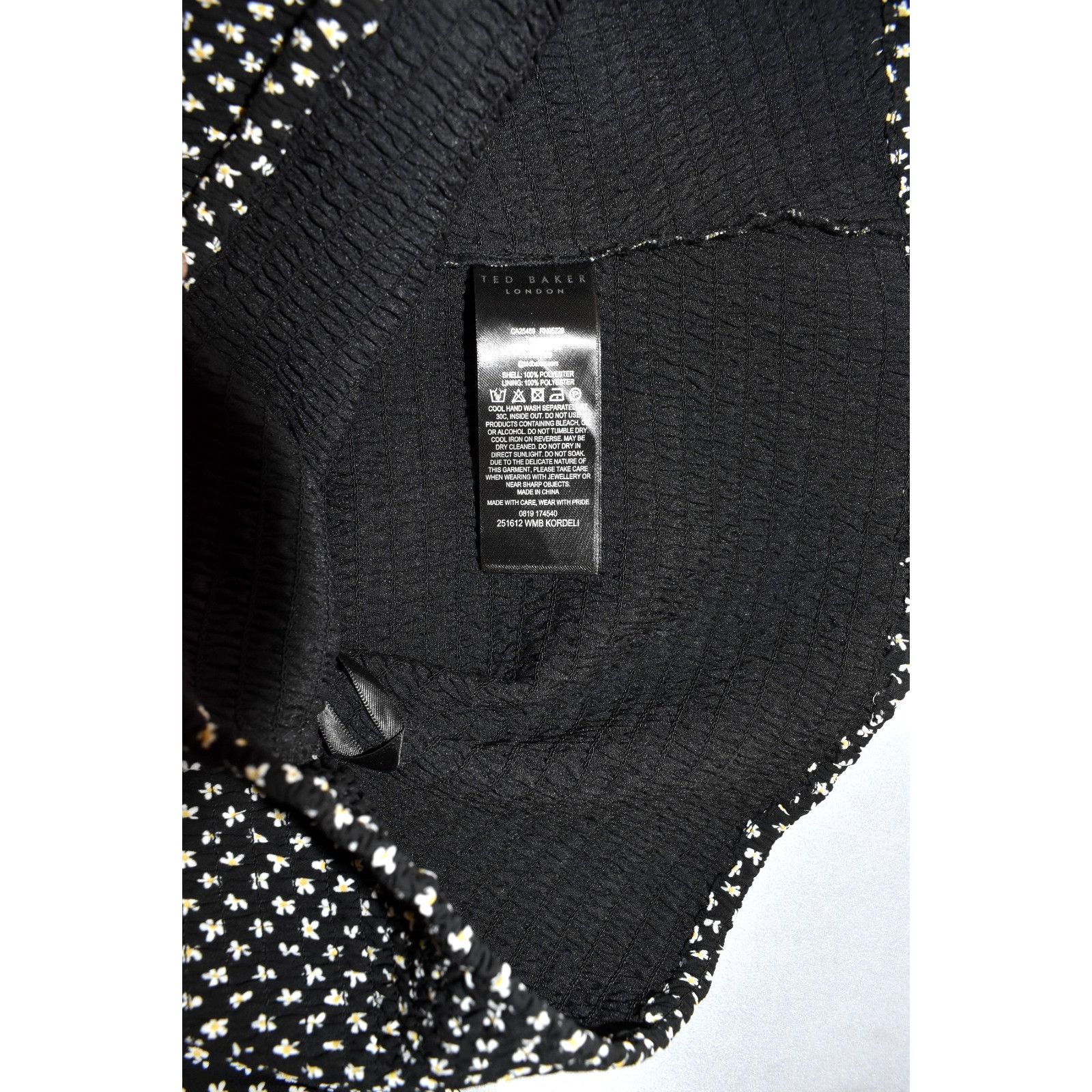 Ted Baker TED BAKER Black Floral Square Neck Shirred Bodice Top Sz 3 Size M / US 6-8 / IT 42-44 - 6 Thumbnail