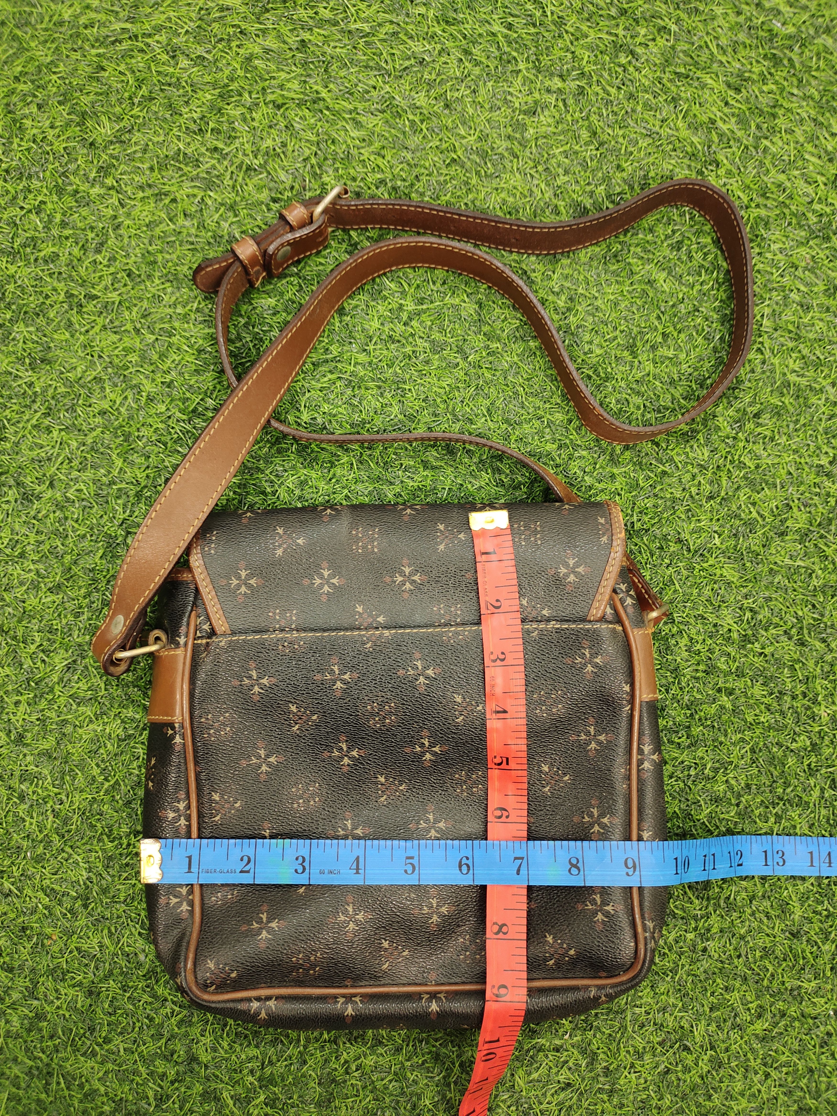 Leather Vintage Sachs Lederwaren Japan Patina Leather Crossbody Bag Size ONE SIZE - 16 Thumbnail
