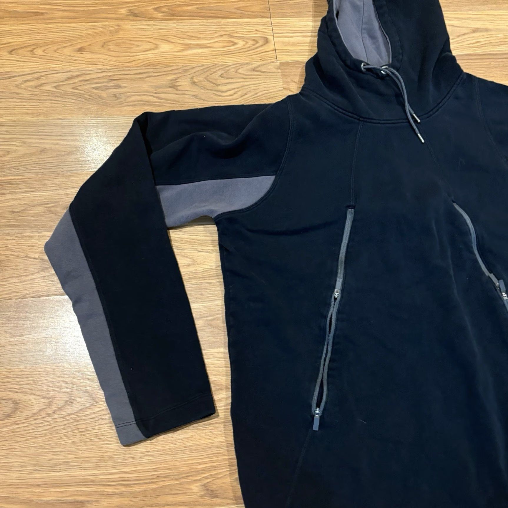 Jordan Brand Air Jordan Hoodie Black Gray Pullover High Neck Embroidered Logo Mens Large Jumpman Size US L / EU 52-54 / 3 - 6 Thumbnail