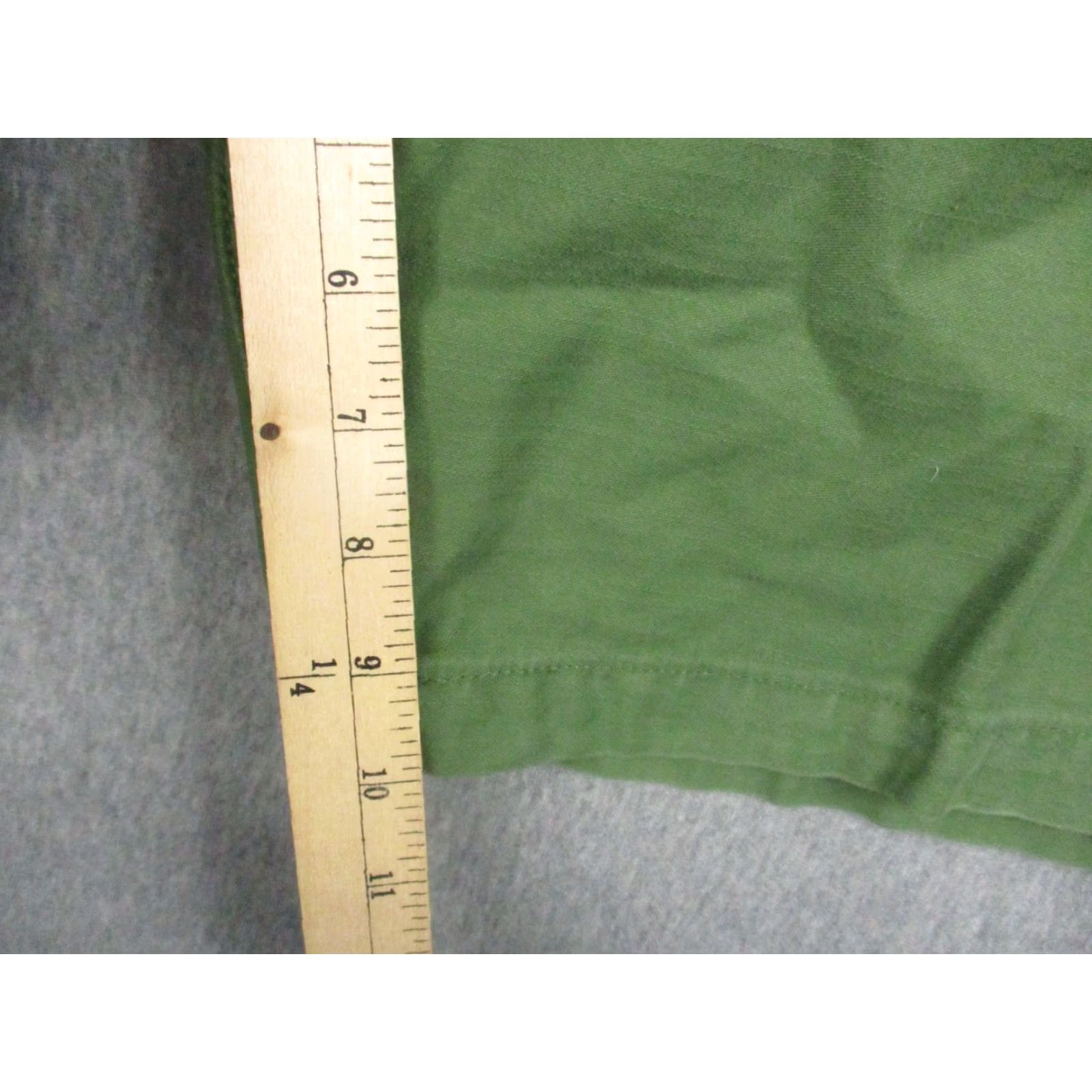 Levi's Levis Cargo Shorts Mens W38 Green 100% Cotton Utility Pockets Outdoor Casual Size US 38 / EU 54 - 4 Thumbnail