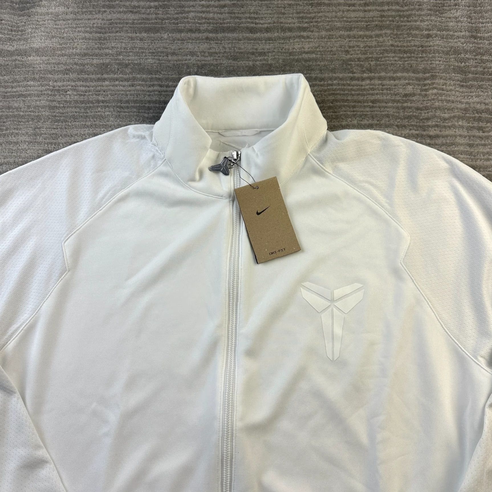 Nike Nike Jacket Kobe Bryant White Mens LT Large Tall Full Zip Halo Track Size US L / EU 52-54 / 3 - 3 Thumbnail