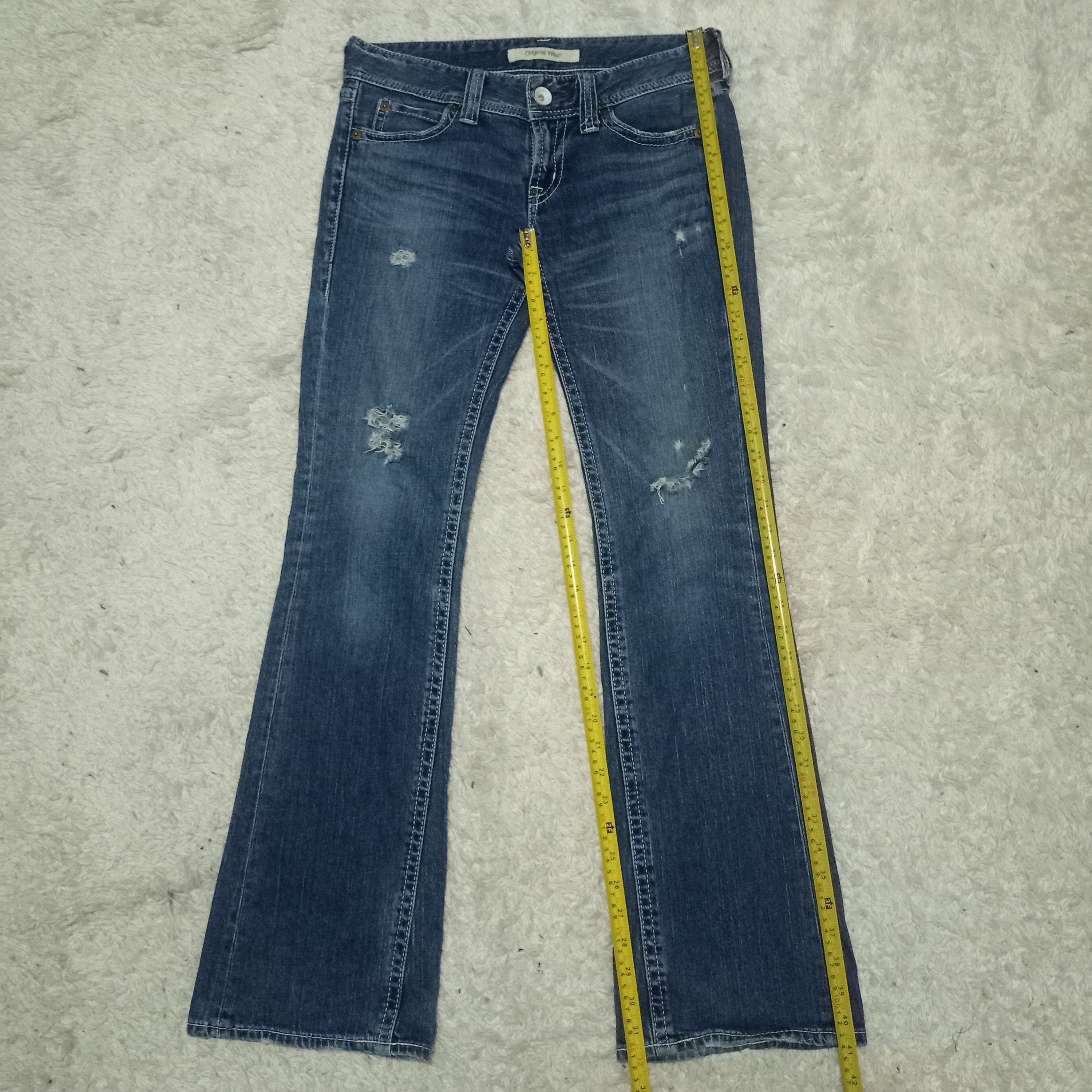 Japanese Brand × Uniqlo Vintage Japanese Uniqlo Blue Wash Flare Jeans 32x32 Size US 32 / EU 48 - 9 Thumbnail