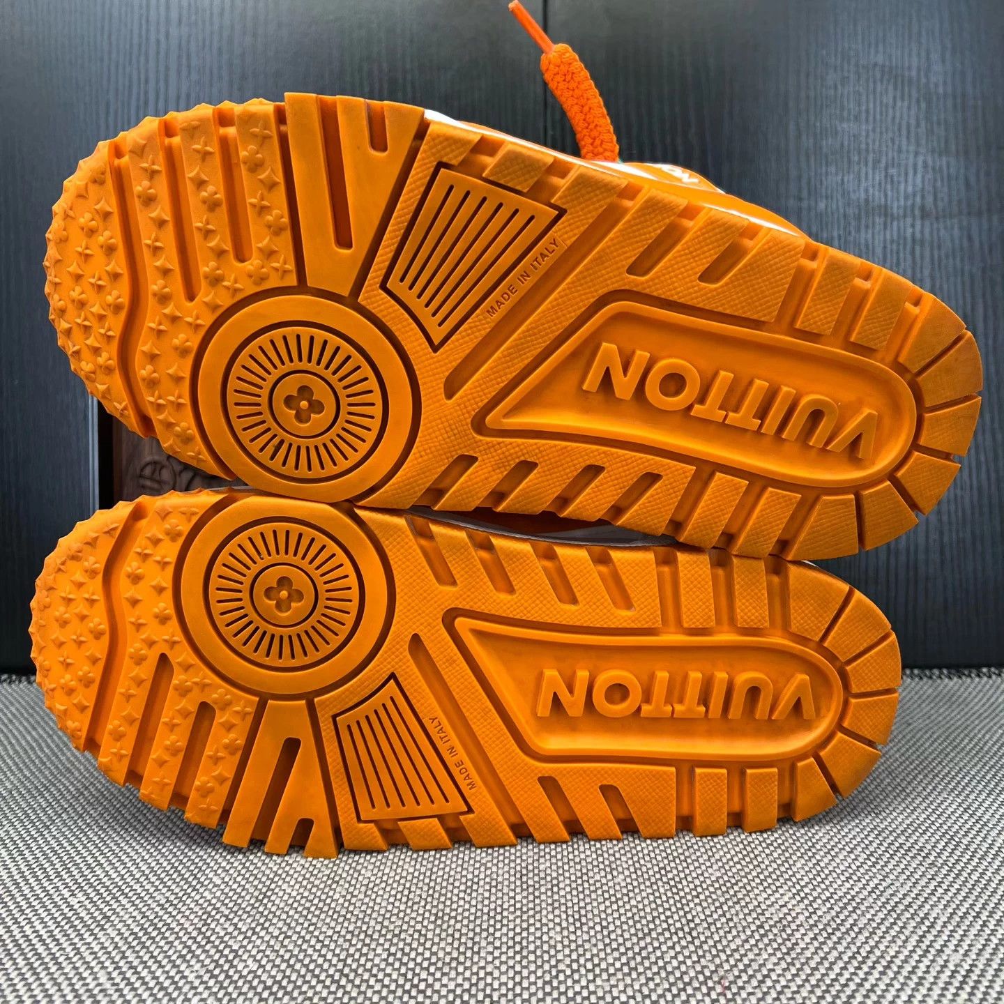 Louis Vuitton LV Trainer Maxi White Orange Clefable 5.5/39.5 Size US 6.5 / EU 39-40 - 5 Thumbnail