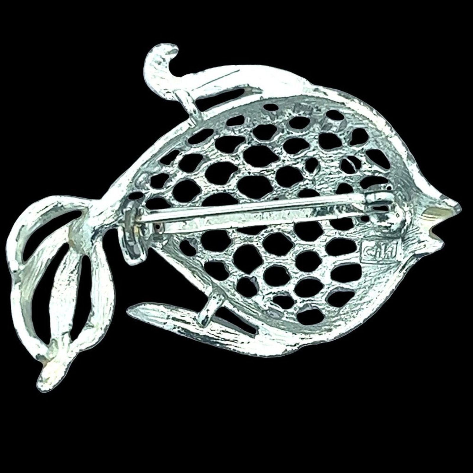 & Other Stories Vintage - JJ Silvertone Scaled Fish Blue Rhinestone Brooch Size ONE SIZE - 3 Thumbnail