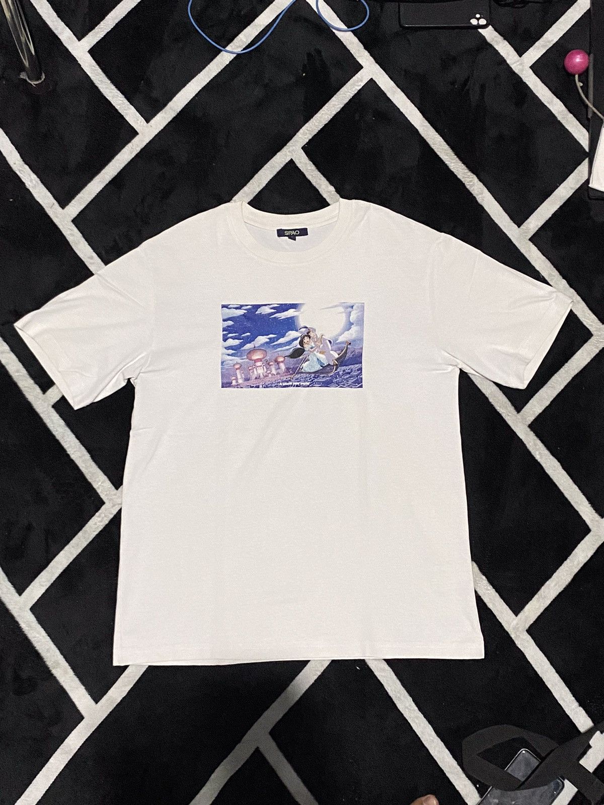 Disney × Japanese Brand Crazy aladdin disney a whole new world graphic tee Size US S / EU 44-46 / 1 - 2 Thumbnail