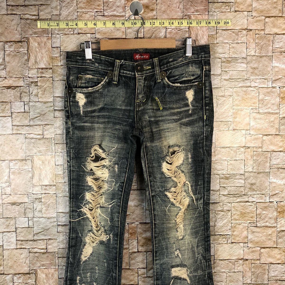 Japanese Brand Maraxia Black Distressed Denim Pants #A1015 Size 27" / US 4 / IT 40 - 2 Thumbnail
