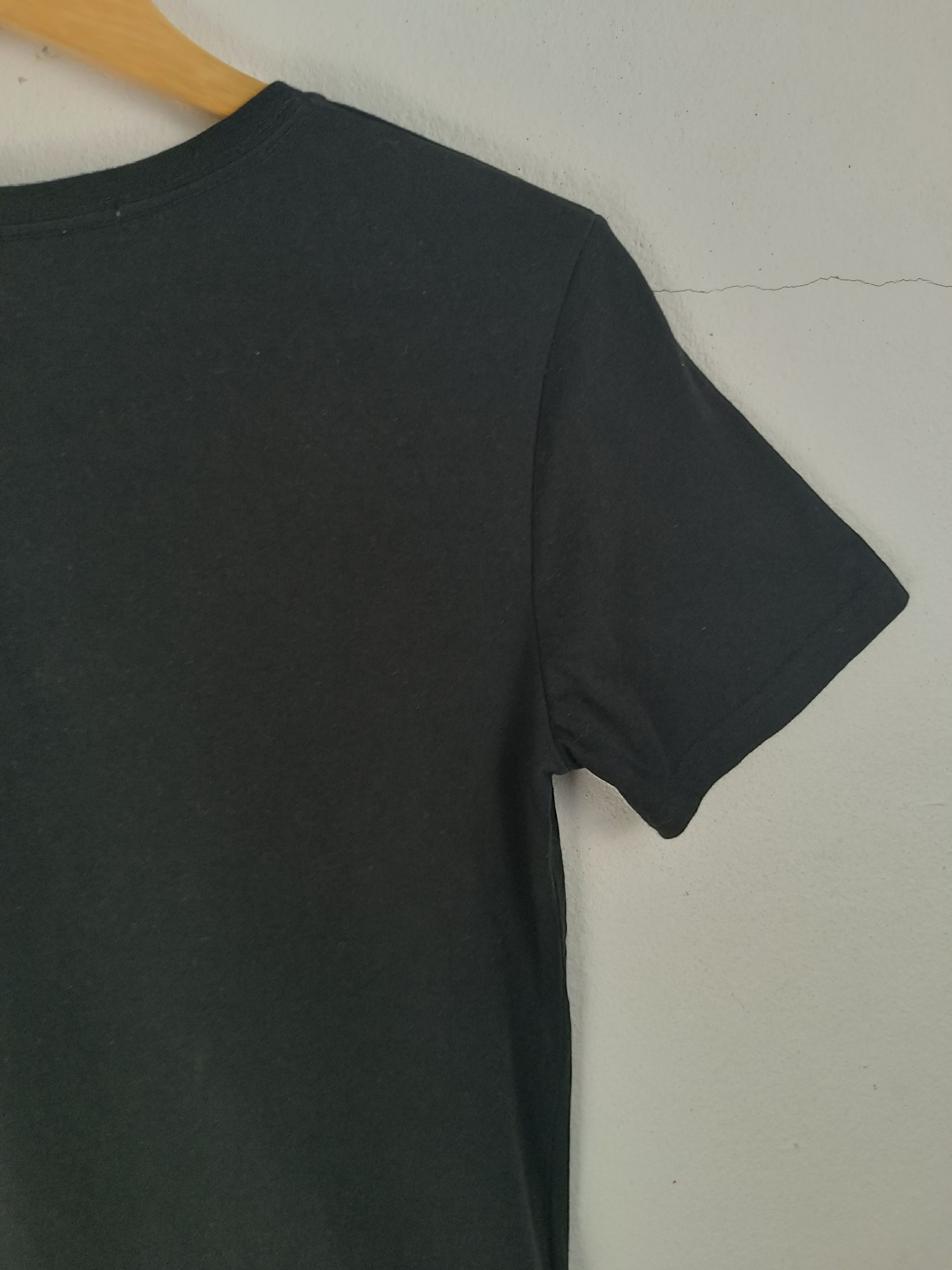 Mickey Mouse VINTAGE Y2K MICKEY MOUSE FANTASY SHOP TEE Size US S / EU 44-46 / 1 - 11 Thumbnail