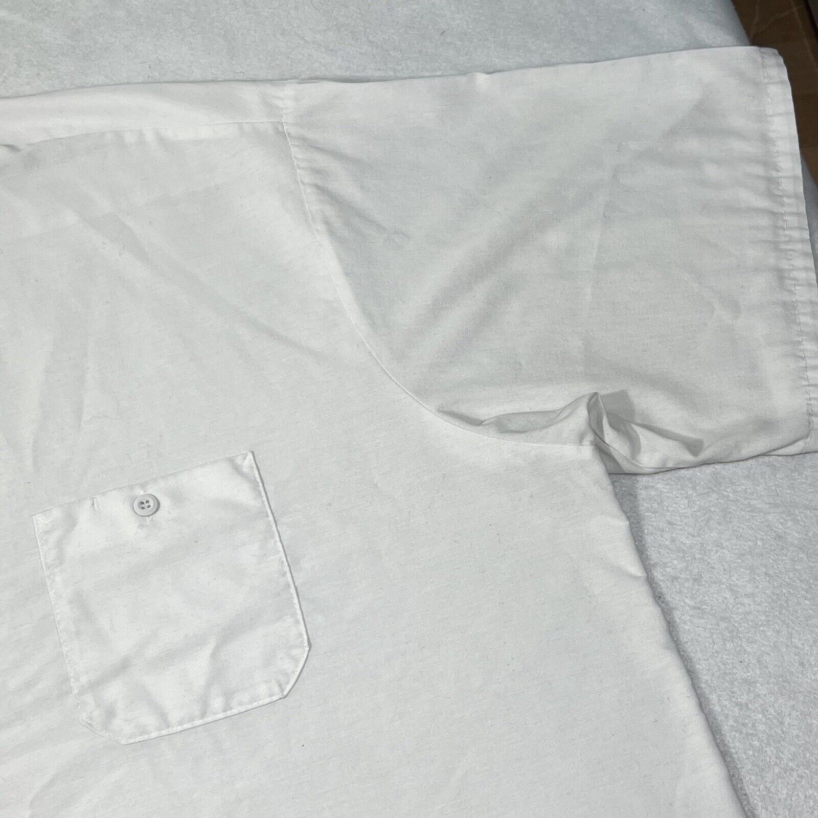 Disney Disney 5XL Cast Member White Button Short Sleeve Shirt Size US XXL / EU 58 / 5 - 4 Thumbnail