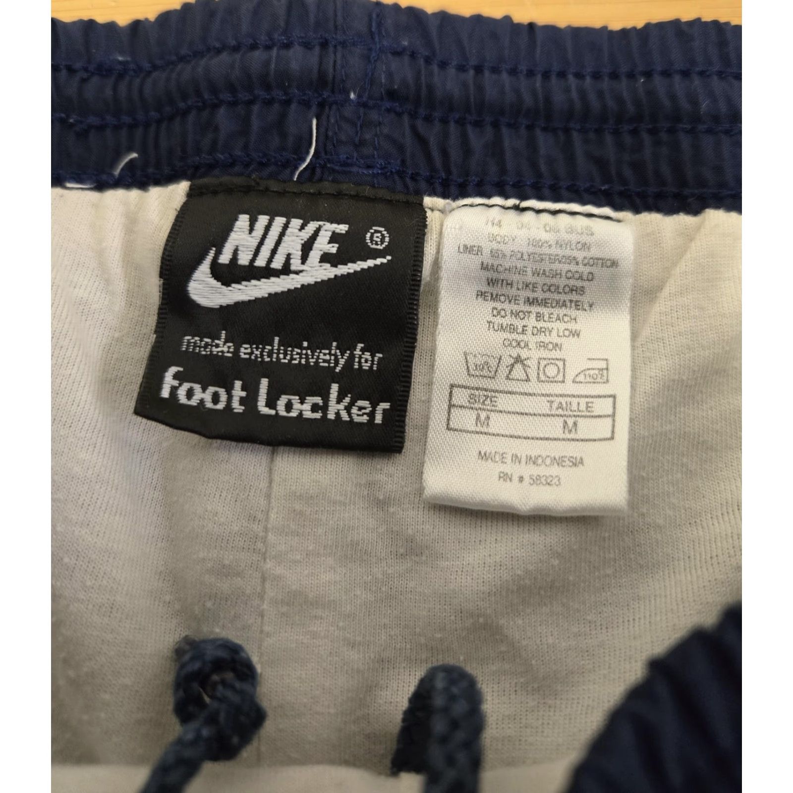 Nike Nike Track Pants Mens M Navy Windbreaker Ankle Zip Foot Locker Size US 31 - 5 Thumbnail