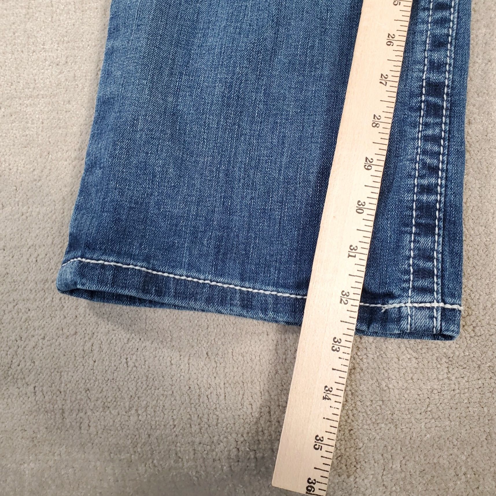 Ariat **Ariat Blue Women's 34 Rainstorm Denim Jeans Regular Fit** User: **Ariat Blue Women's 34 Regular Fit Rainstorm Denim Jeans** Size 24" / US 00 / IT 34 - 5 Thumbnail