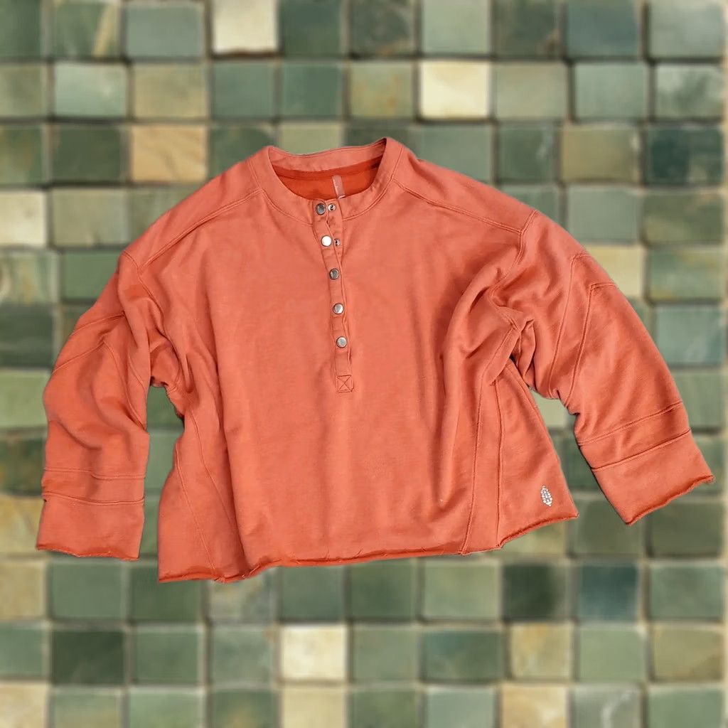 Free People Free People Movement Sweatshirt 1/2 Snap Crew Neck 3/4 Sleeve Oversized Orange Womens S Size S / US 4 / IT 40 - 1 Thumbnail