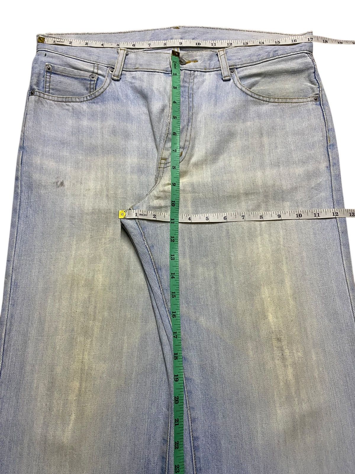 Japanese Brand Vintage Japanese Brand Uniqlo Light Wash Distressed Jeans Size US 34 / EU 50 - 9 Thumbnail