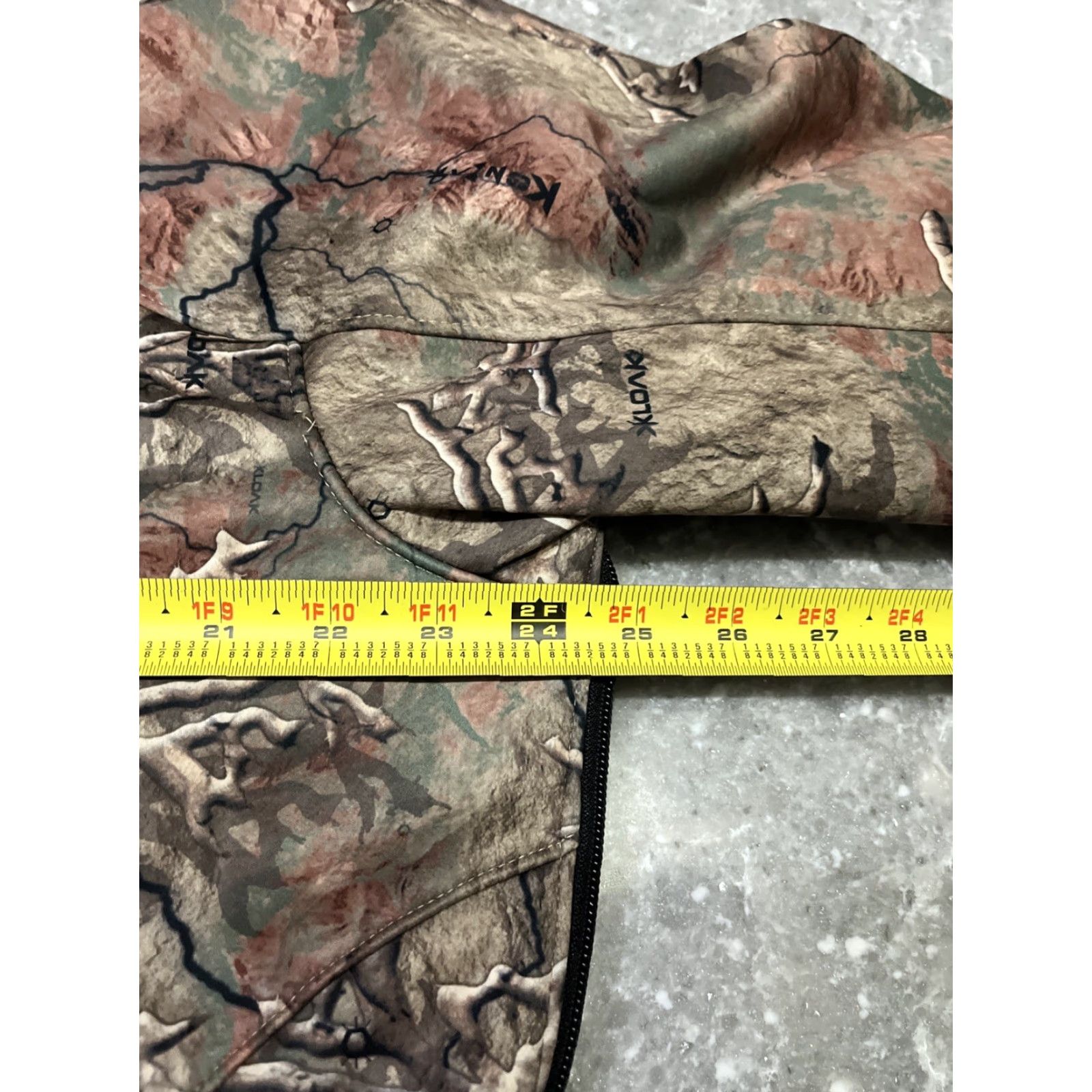 Logo 7 Kloak Logo Kon At Camo Jacket L Embroidered Bomber Jacket Men Multicolor Camouflage Logo Size US L / EU 52-54 / 3 - 7 Thumbnail