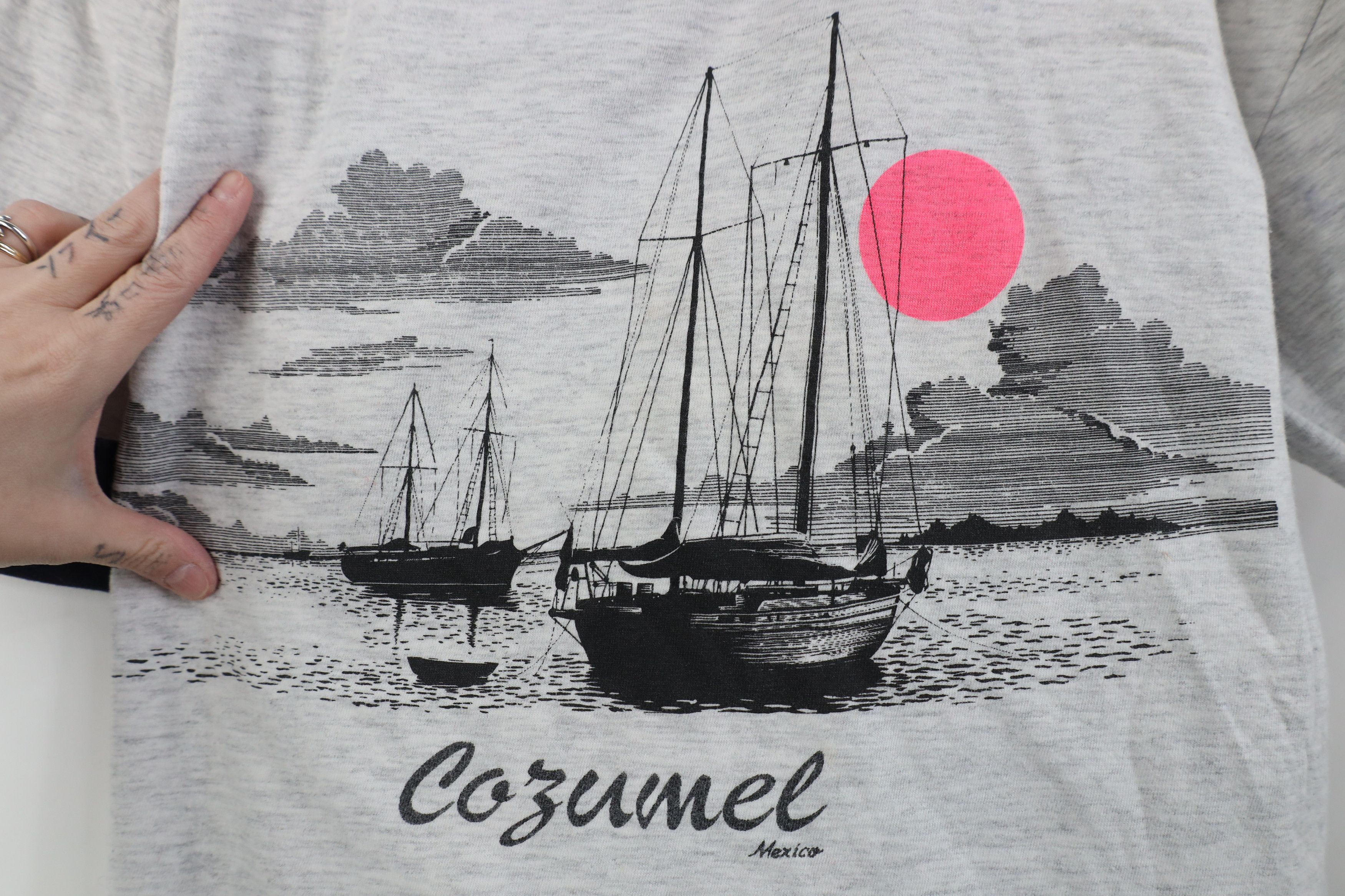 Vintage Vintage 90s Streetwear Cozumel Sunset Boat Sailing T-Shirt Size L / US 10 / IT 46 - 4 Thumbnail