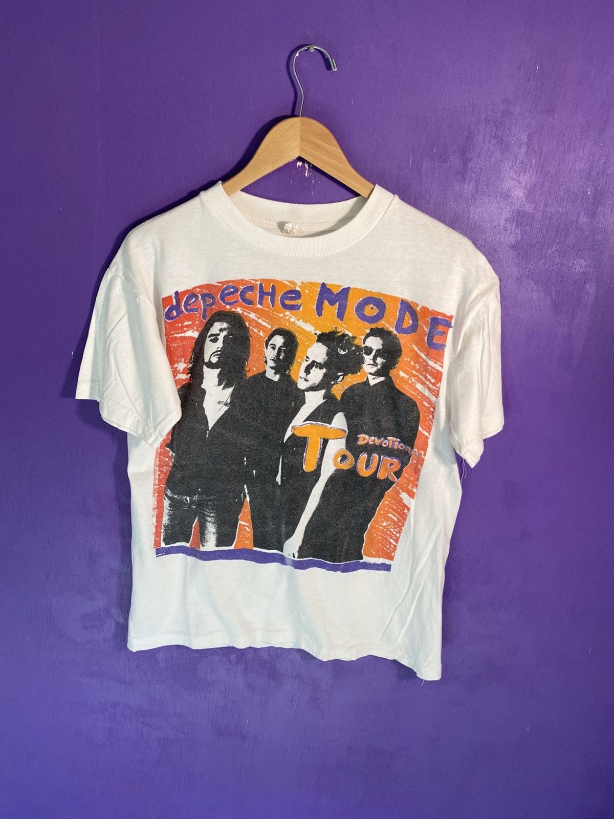 Band Tees Vintage 90s Depeche Mode devotional tour tee Size US M / EU 48-50 / 2 - 1 Thumbnail