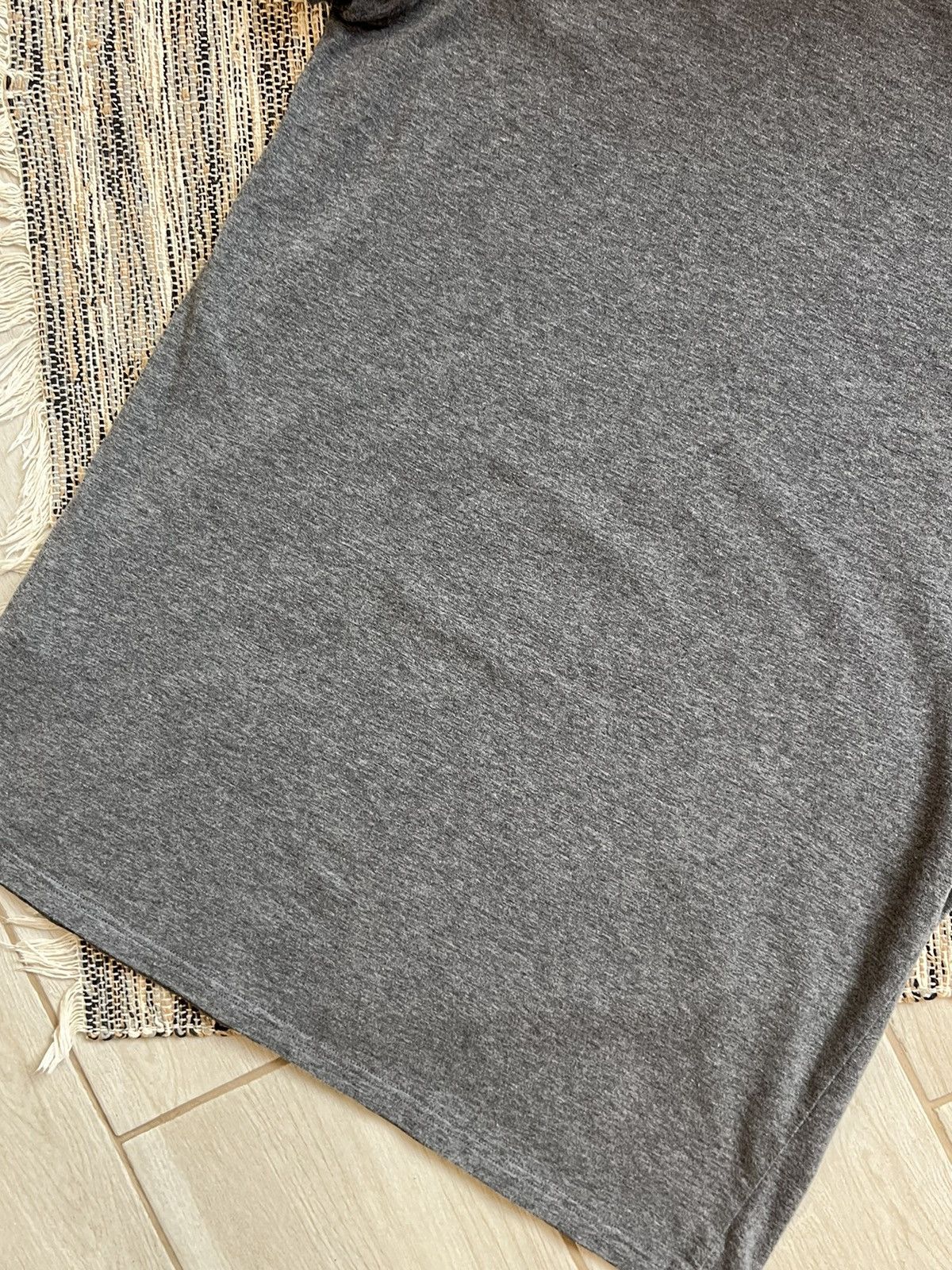 Versace × Vintage Vintage Versace Tshirt grey blank tee minimalistic logo Size US L / EU 52-54 / 3 - 13 Thumbnail