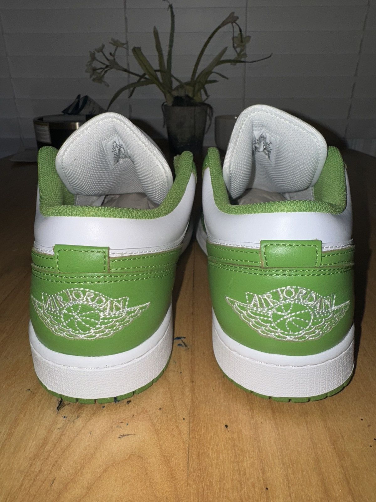 Jordan Brand × Nike Jordan 1 Low SE Chlorophyll Size US 9.5 / EU 42-43 - 4 Thumbnail