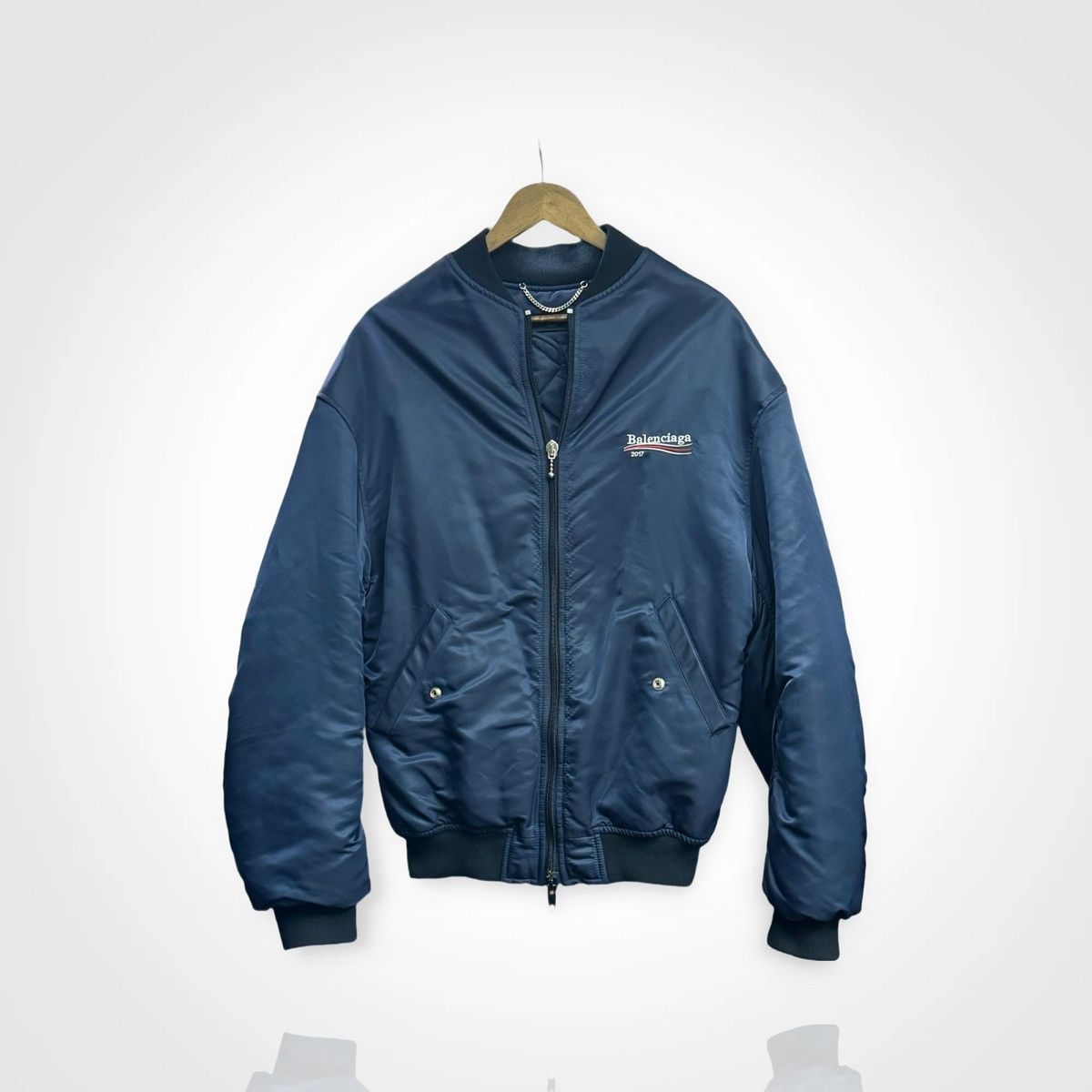Balenciaga Balenciaga 2017 Campaign Logo Bomber Size US M / EU 48-50 / 2 - 2 Thumbnail