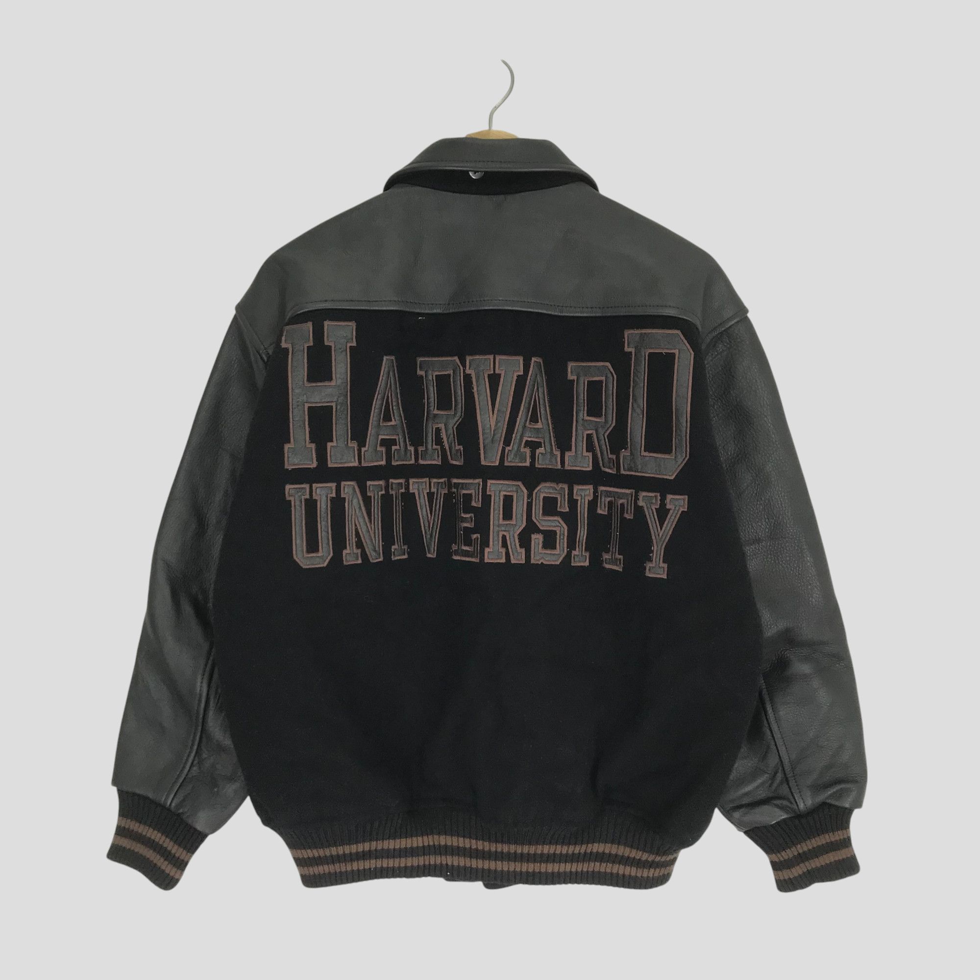 Vintage Vintage Harvard University Black Leather Varsity Homber Size US M / EU 48-50 / 2 - 1 Thumbnail
