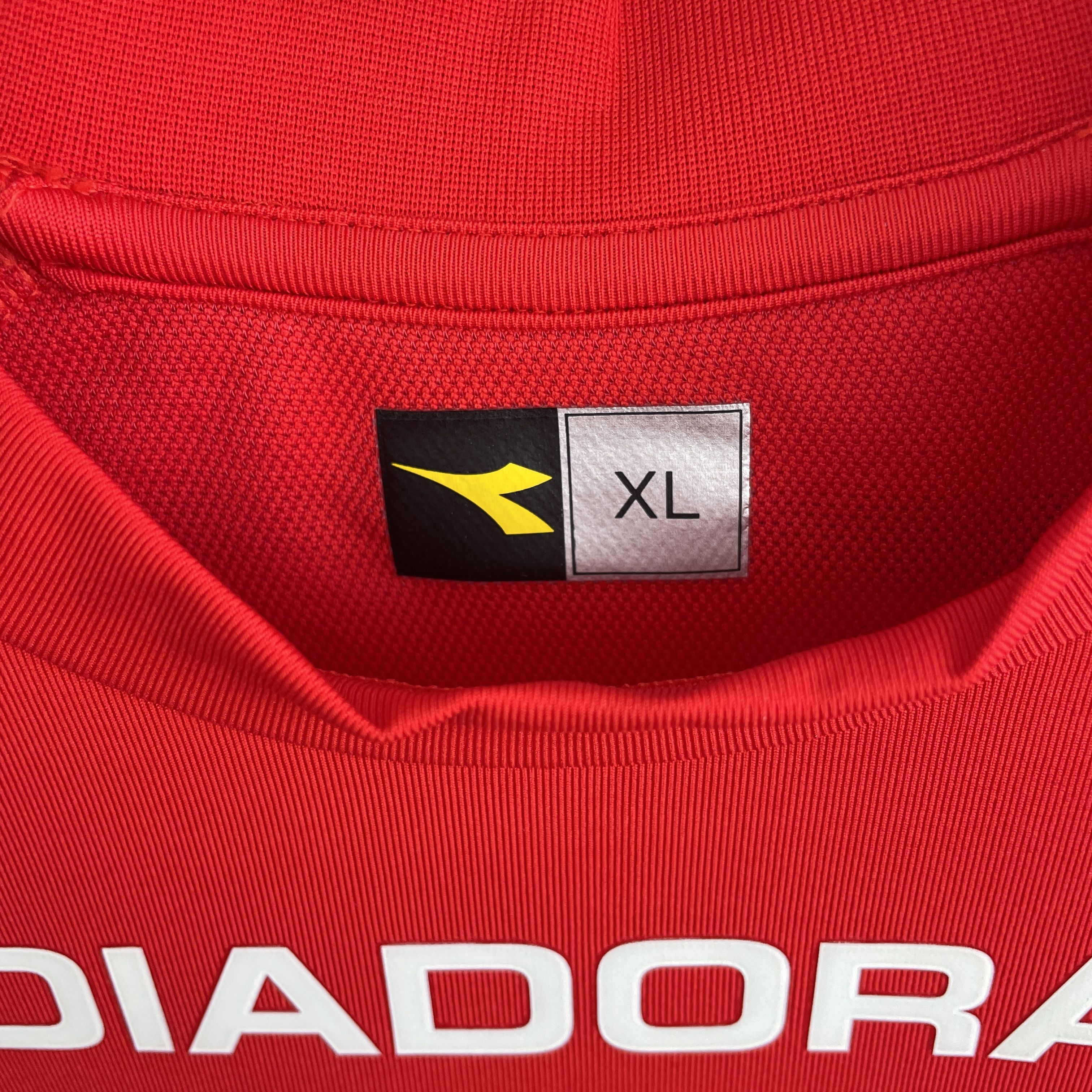 Diadora Vintage Hannover 96 Home Jersey Shirt 2006/2007 Slim Fit Size US XL / EU 56 / 4 - 8 Thumbnail
