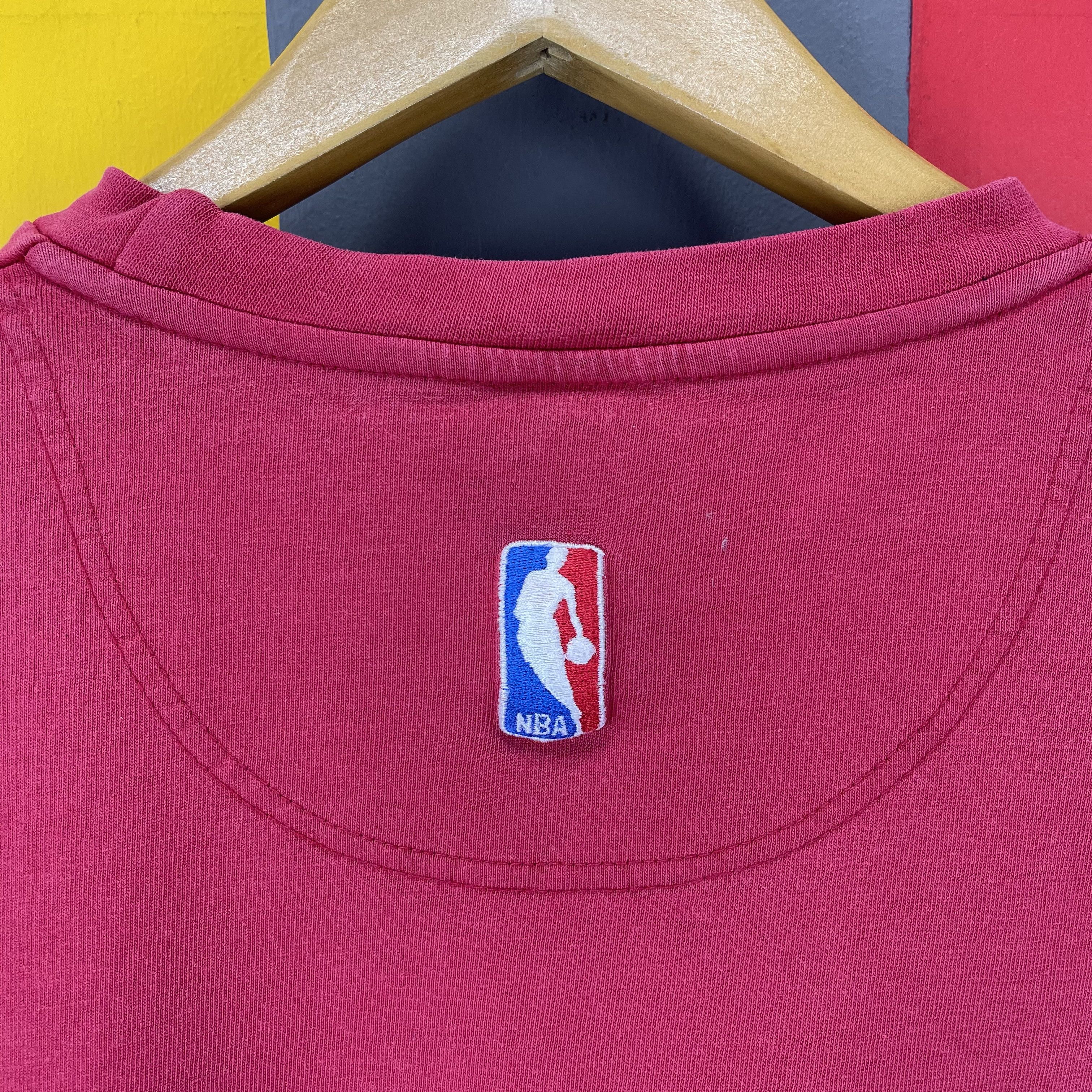Nike Y2K Vintage BLAZERS by NIKE TEAM Crew Neck T Shirt #1727/06 Size US XL / EU 56 / 4 - 12 Thumbnail