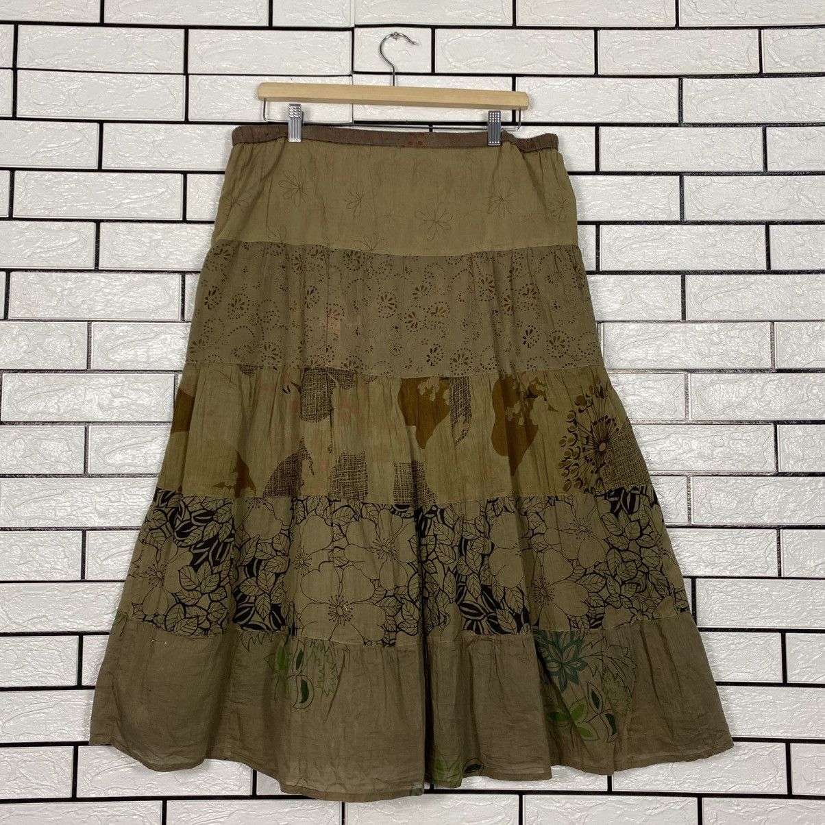 Japanese Brand 📌Vintage Long Skirt Full Print Design Unbranded Issey Miyake Size 32" / US 10 / IT 46 - 11 Thumbnail