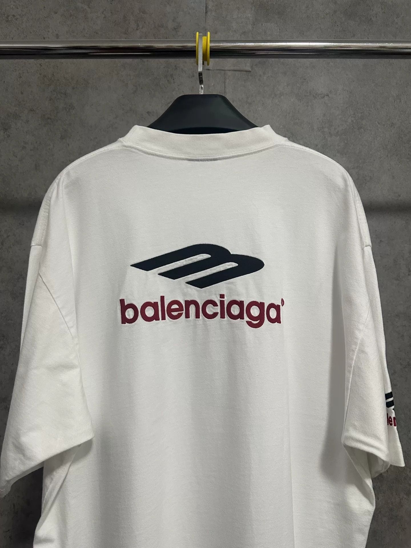 Balenciaga Balenciaga 3B Embroidered Logo T-Shirt Size US L / EU 52-54 / 3 - 5 Thumbnail