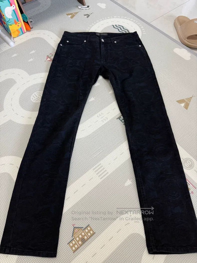 Versace Versace Dark pattern jeans Size US 34 / EU 50 - 1 Thumbnail
