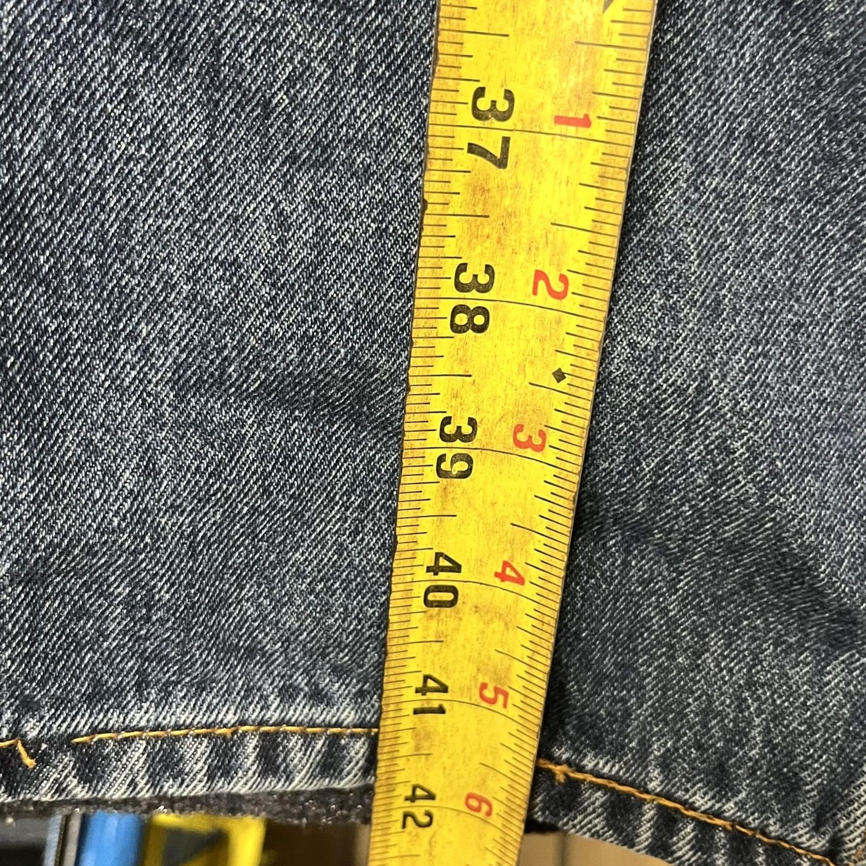 Levi's Levi's 550 Jeans Mens 36x32 Blue Medium Wash Denim Relaxed Fit Tapered Leg Denim Jeans Waist 36 Inseam 32 Size US 36 / EU 52 - 6 Thumbnail