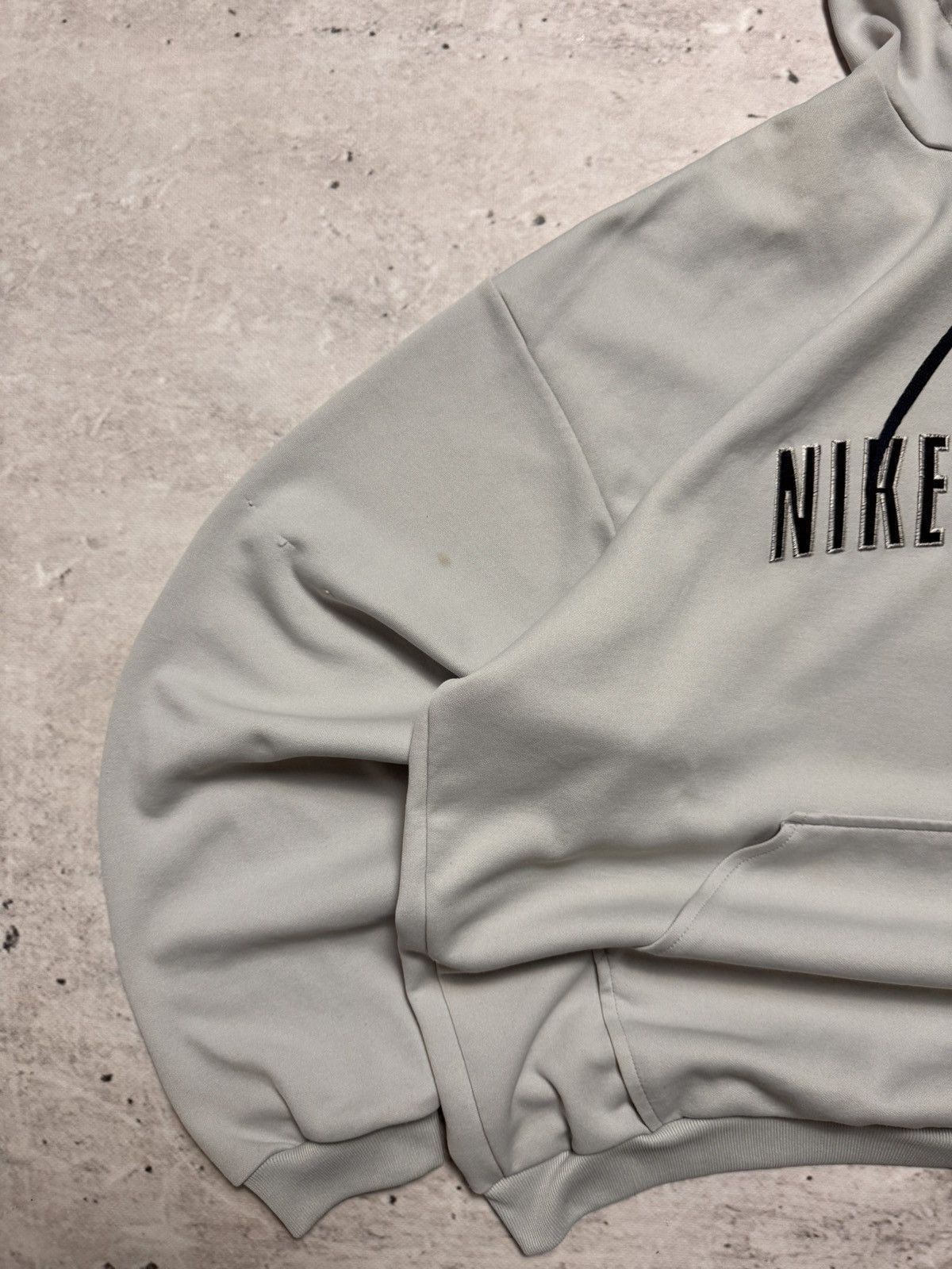 Nike × Vintage NIKE VINTAGE CENTER LOGO OVERSIZE BOXY HOODIE Size US L / EU 52-54 / 3 - 3 Thumbnail