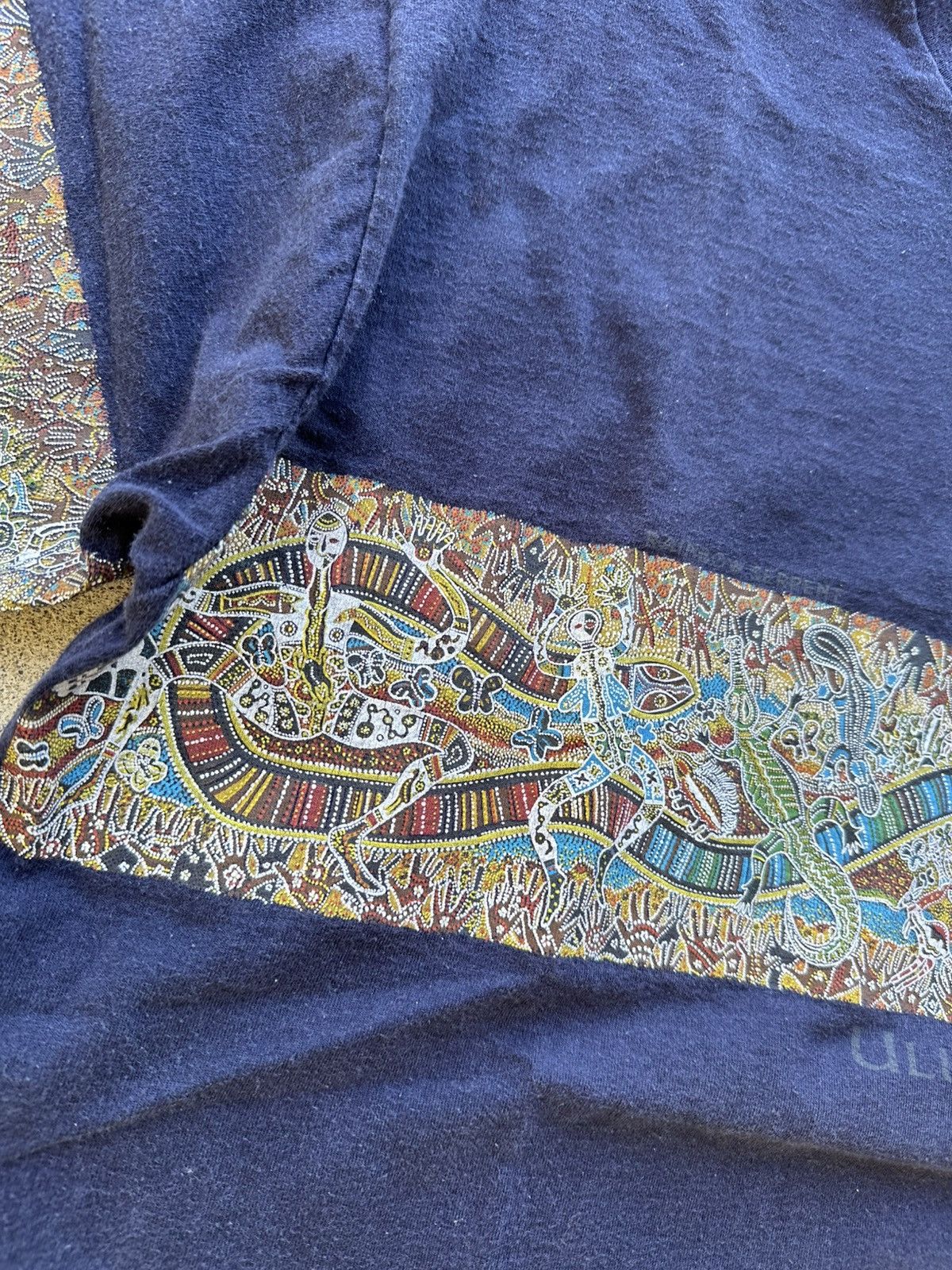 Vintage Vintage Aboriginal Tee Shirt Side Xl 90 Native Art Graphic Size US XL / EU 56 / 4 - 2 Thumbnail