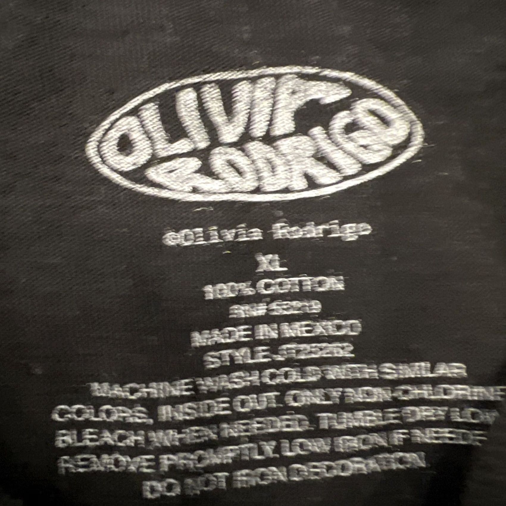 Vintage VINTAGE Olivia Rodrigo 90s Parody Sour Concert Tour Shirt XL Black Official New Men T-Shirt Graphic Print Crew Neck Short Sleeve Cotton All Seasons Size XL / US 12-14 / IT 48-50 - 6 Thumbnail