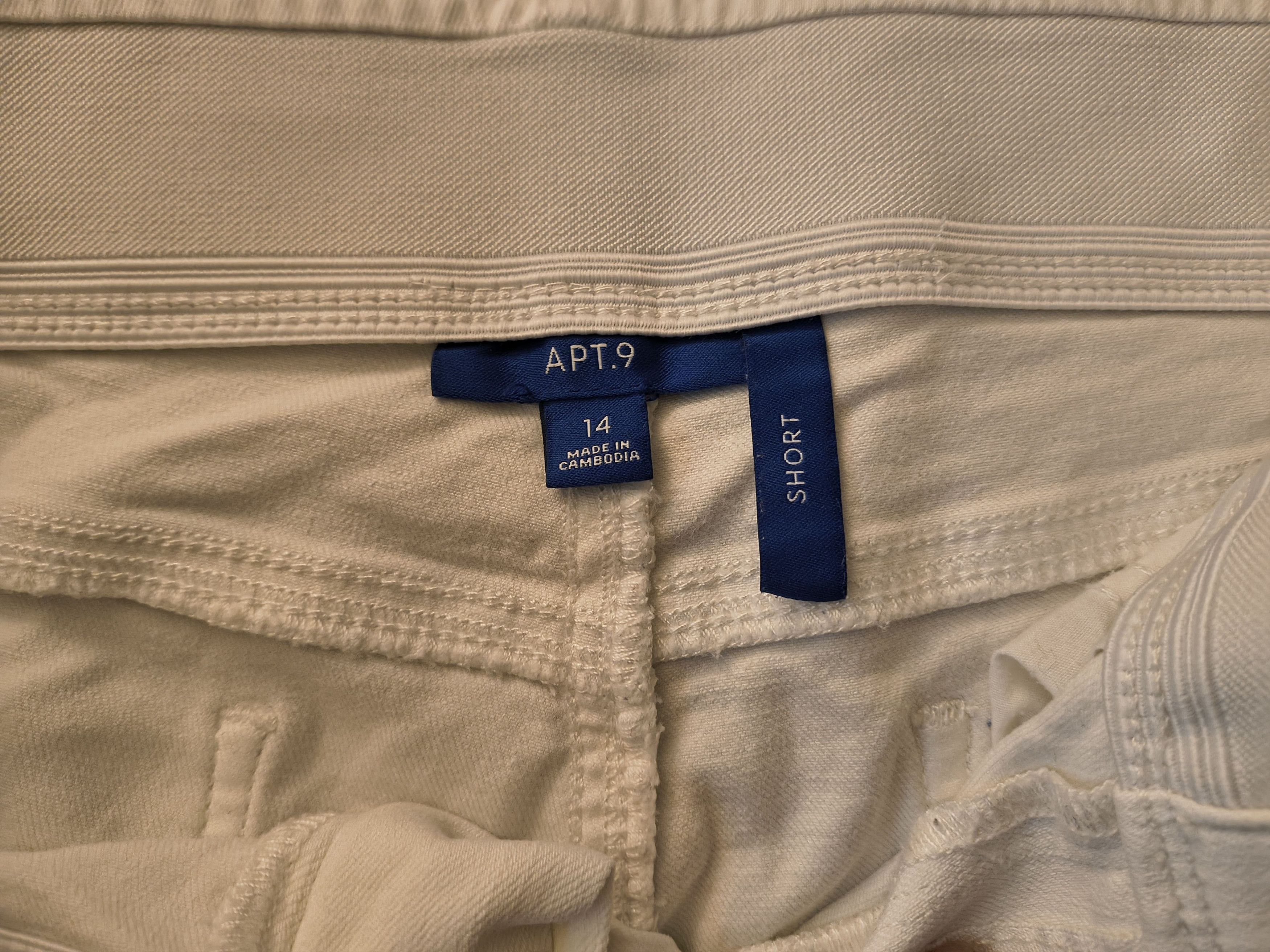 Apt. 9 Apt. 9 shorts Size 36" / US 14 / IT 50 - 2 Thumbnail