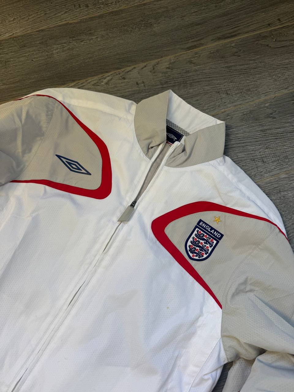 Umbro Vintage Umbro England soccer jacket size S logo 2004 Size US S / EU 44-46 / 1 - 2 Thumbnail