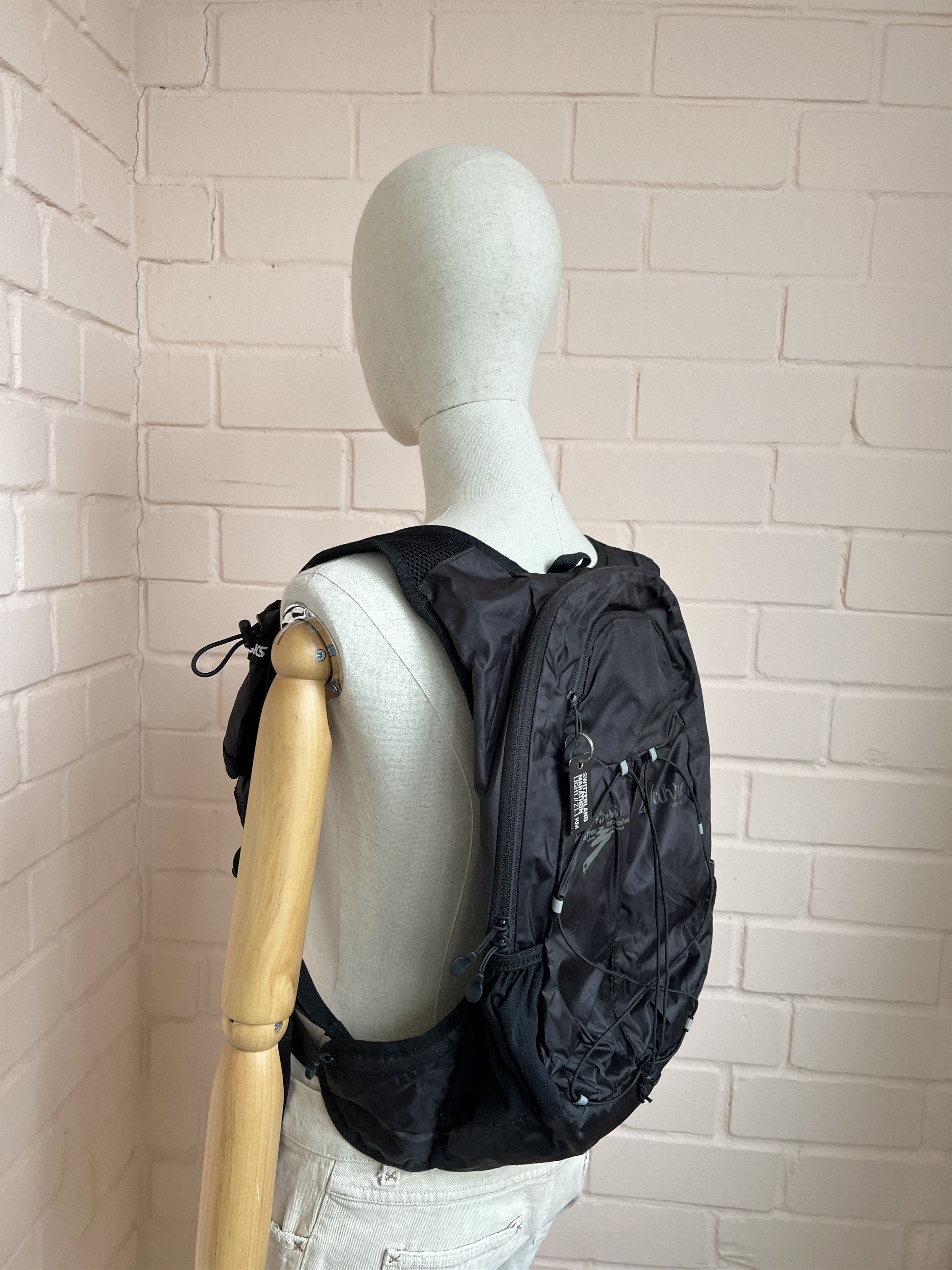 Asics Asics Black Nylon 10L Running Backpack Size ONE SIZE - 6 Thumbnail