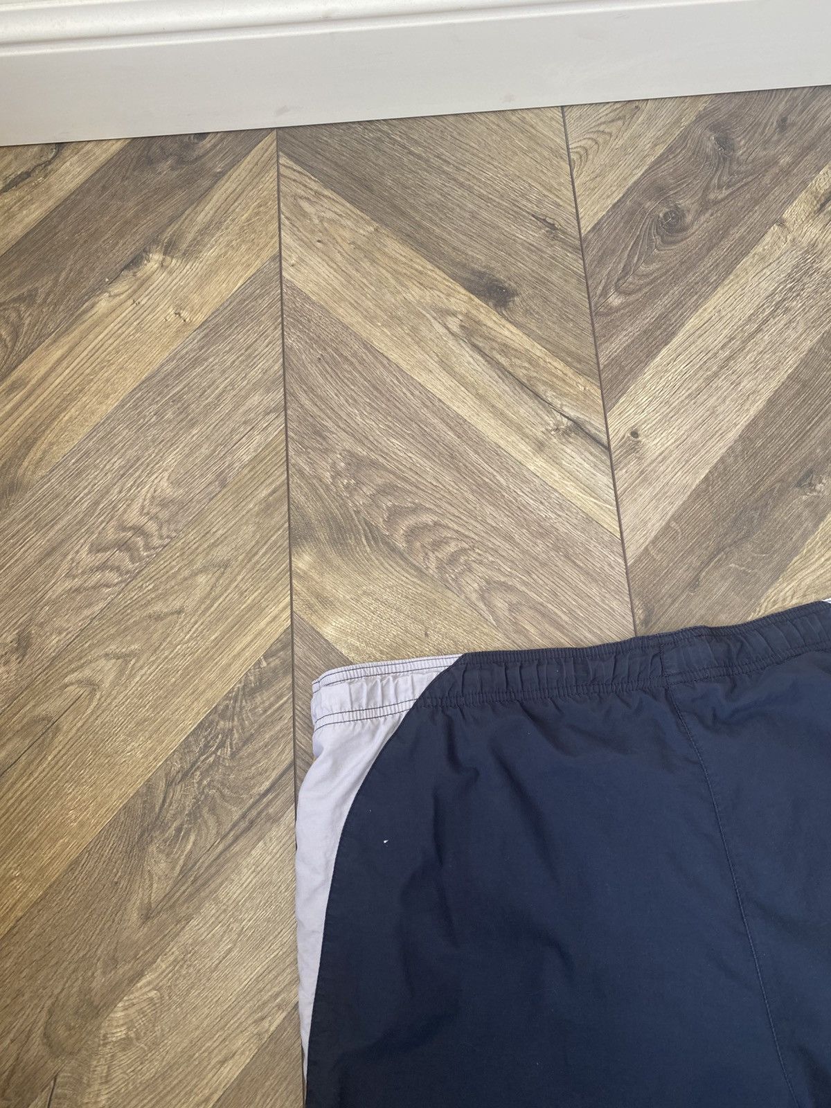 Nike × Vintage Nike vintage y2k black grey hype shorts swoosh logo Size US 34 / EU 50 - 11 Thumbnail