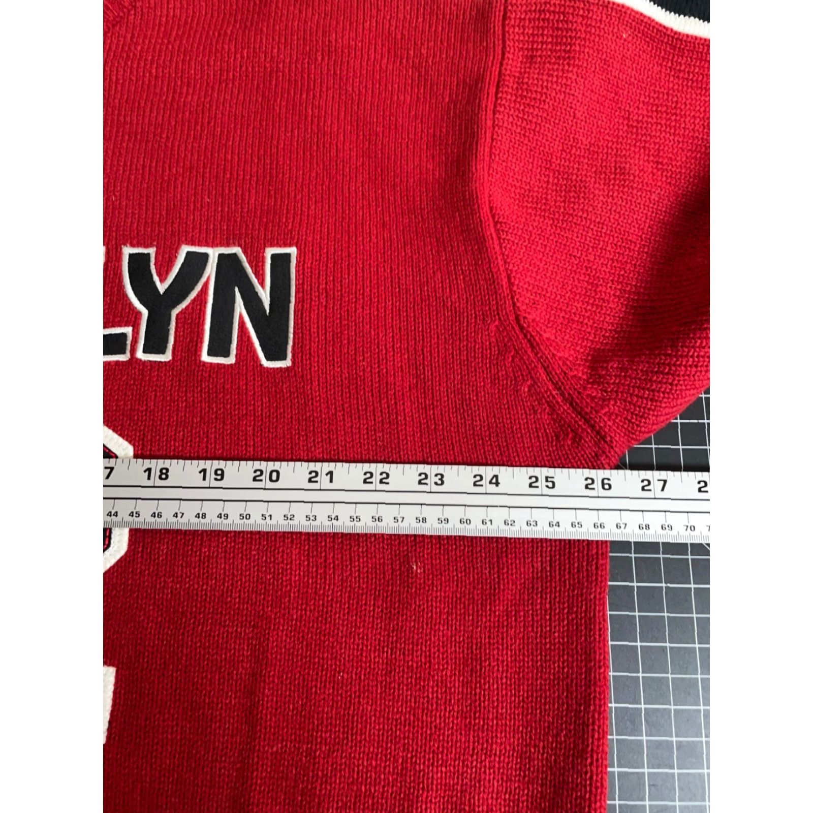 Vintage VINTAGE Diss Brooklyn Sweater Men's Large Heavyweight Embroidered 90s Red Knit Pullover Oversized Casual Fall Winter Size US L / EU 52-54 / 3 - 5 Thumbnail