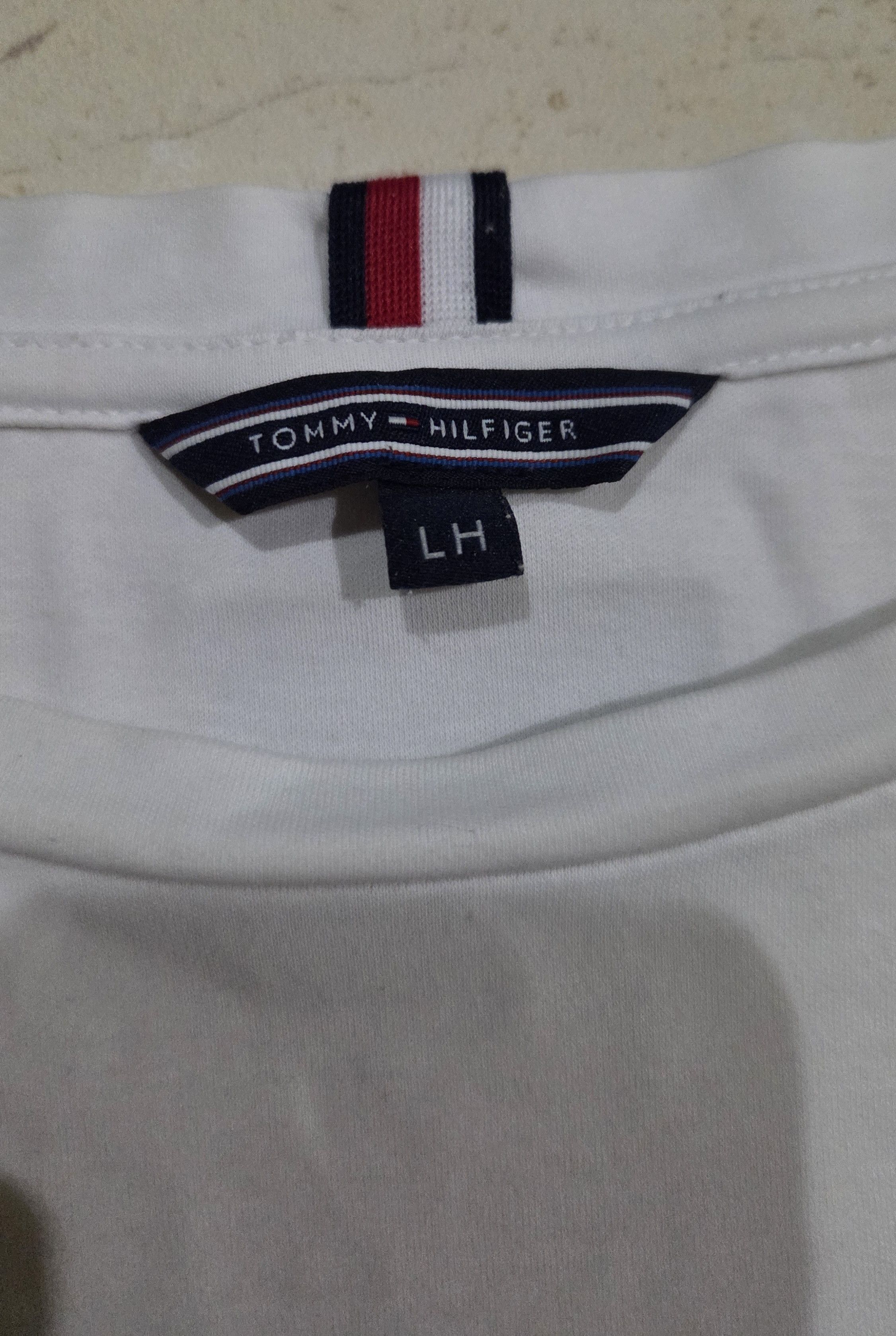 Tommy Hilfiger 2018 LH Issue Driver Tee Mercedes-AMG PETRONAS F1 Size US M / EU 48-50 / 2 - 2 Thumbnail