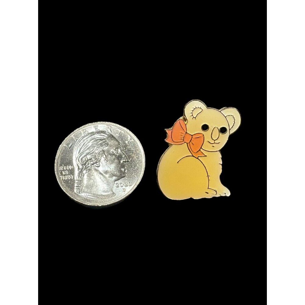 Jewelry × Vintage Vintage Koala Bear with Pink Bow Enamel Brooch Pin Size ONE SIZE - 4 Thumbnail