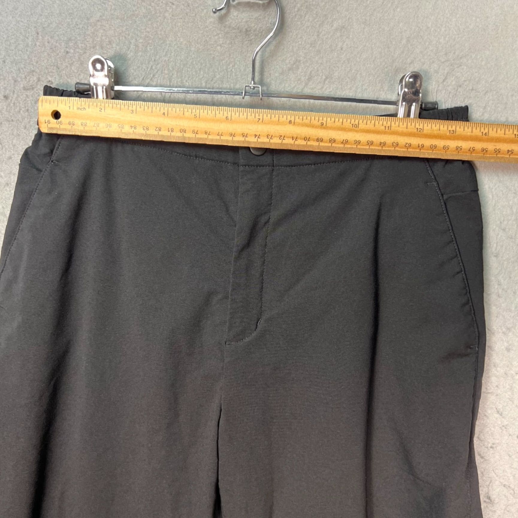 Uniqlo Uniqlo Pants Men Slim Straight Leg Lined Heattech Black 26-27 30 Inseam Size Small Chino Casual Runtime: 7/10 Shirt? Wait. Size US 29 - 4 Thumbnail