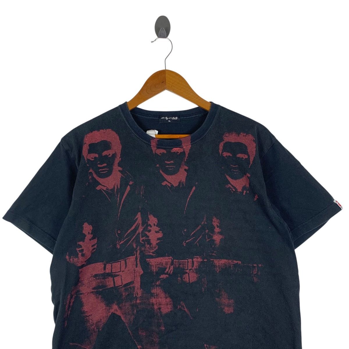 Andy Warhol Vintage ANDY WARHOL x UNIQLO Overprint Pop Art Is For TShirt Size US XL / EU 56 / 4 - 2 Thumbnail