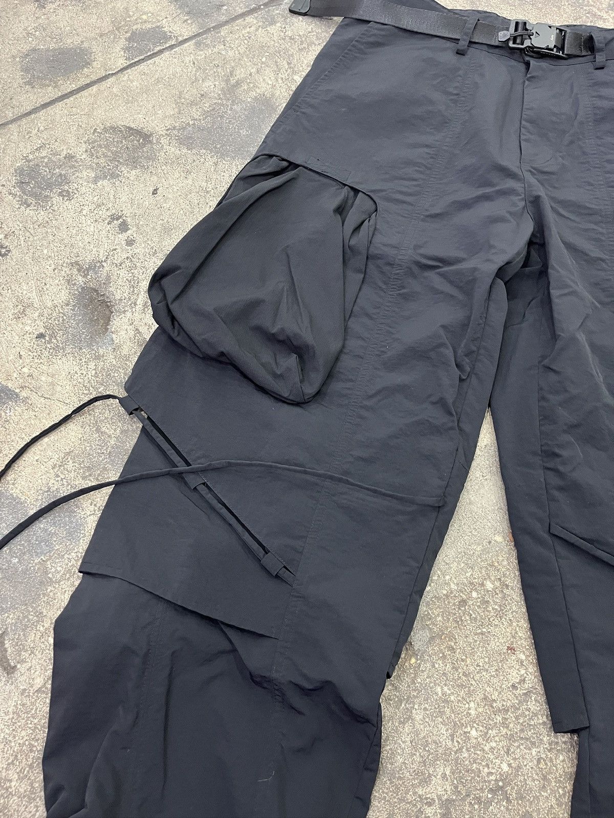 Other Archival Reinvent Multi Bag Cargo Pants (unisex) Size US 31 - 5 Thumbnail