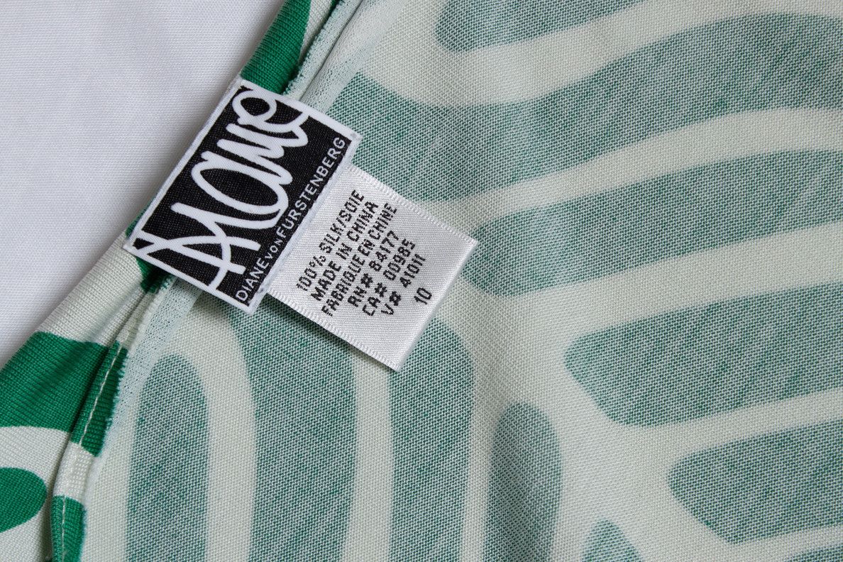 Diane von Furstenberg Diane Von Furstenberg, Wrap dress in green and white Size L / US 10 / IT 46 - 7 Thumbnail