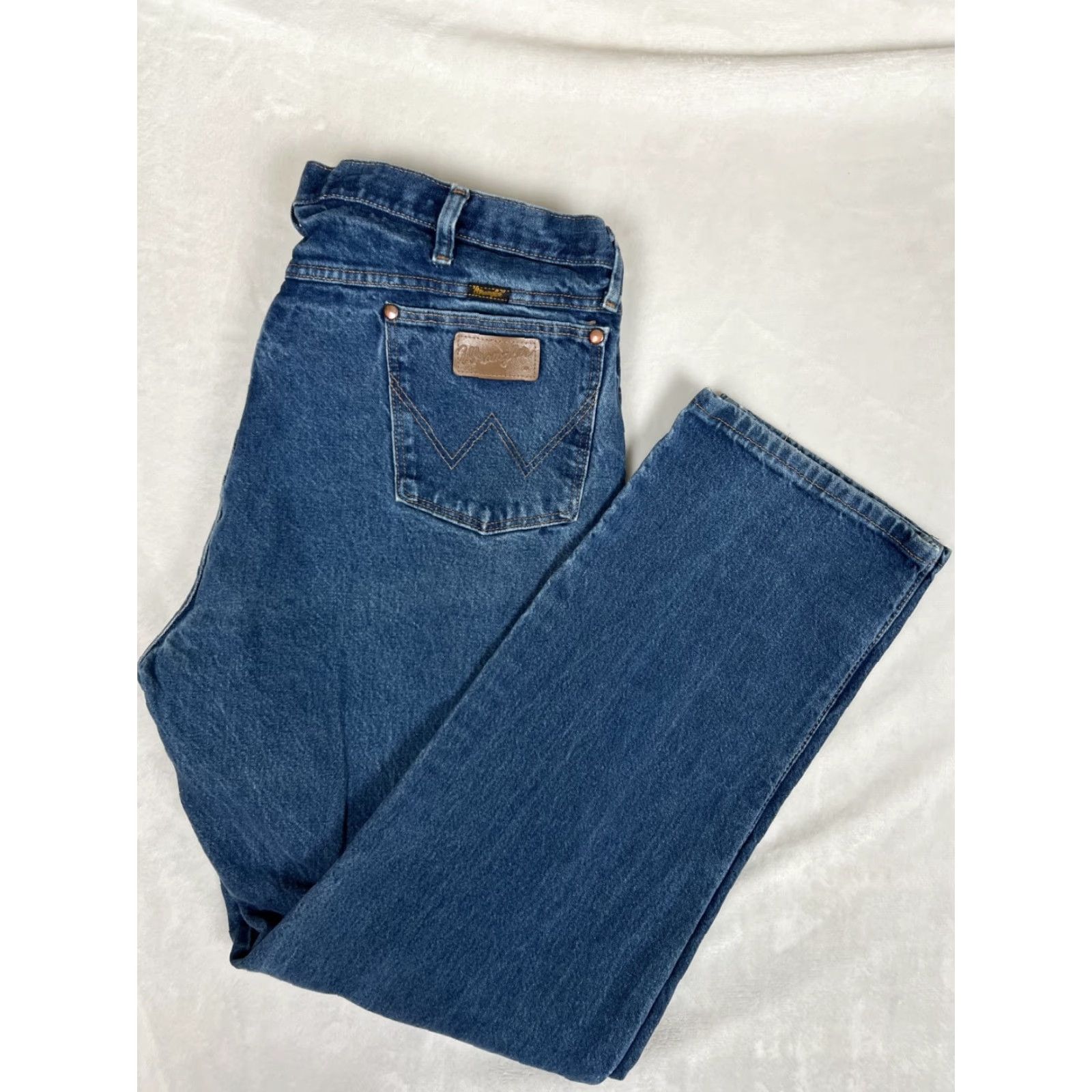 Wrangler VINTAGE Wrangler 13MWZ Jeans Blue Denim 40x34 Regular Fit Cowboy Rodeo Mens Size US 40 / EU 56 - 7 Thumbnail